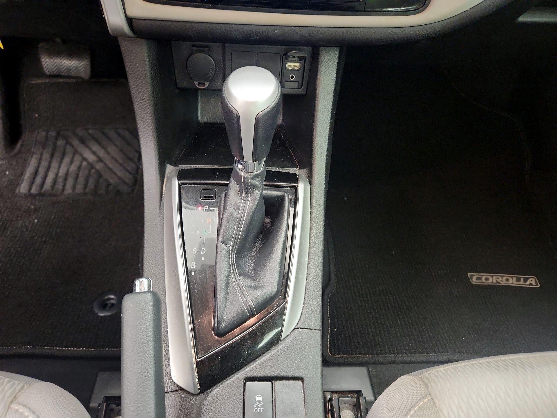 Thumbnail: 2017 Toyota Corolla - 17