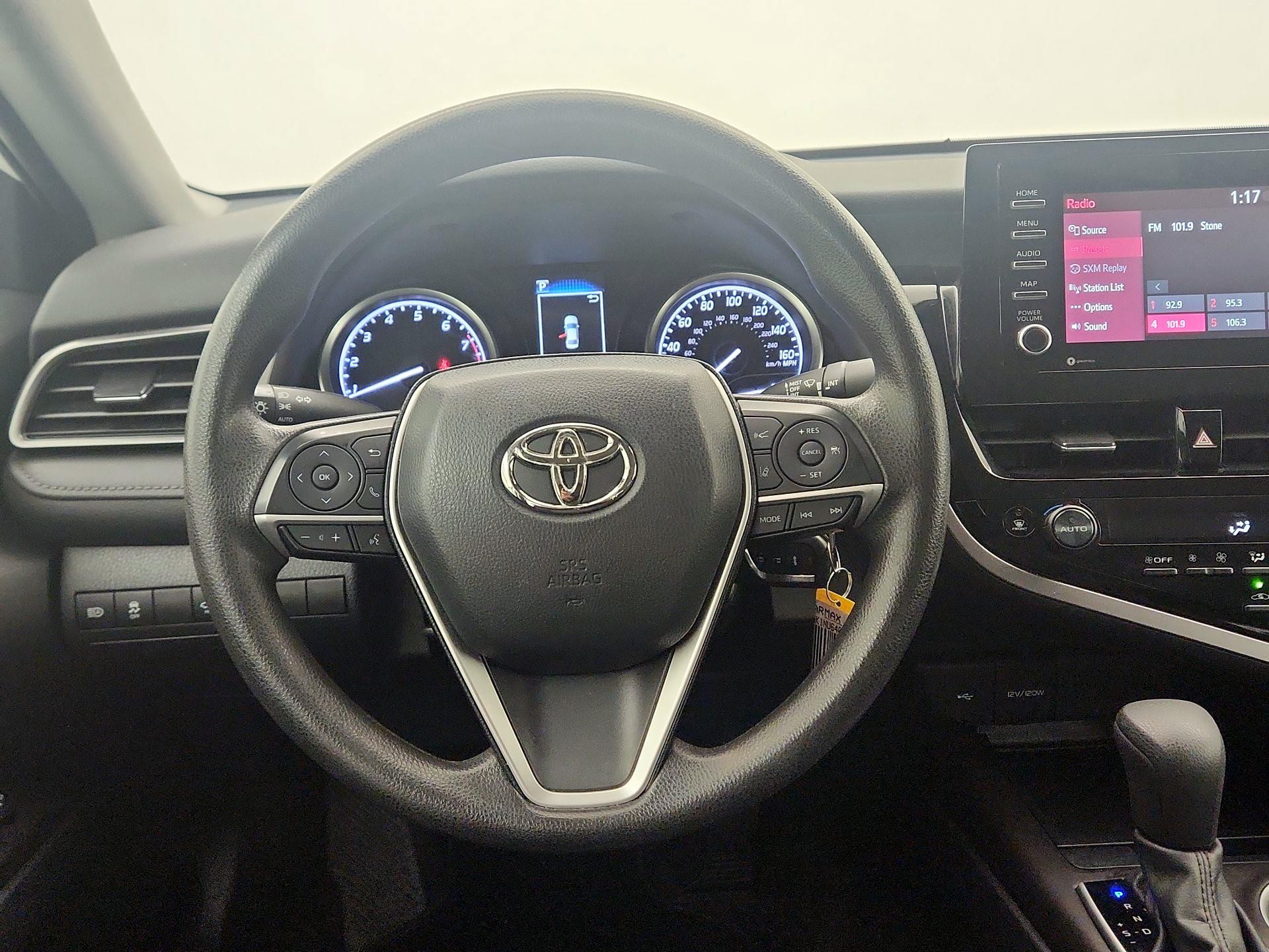 Thumbnail: 2022 Toyota Camry - 10