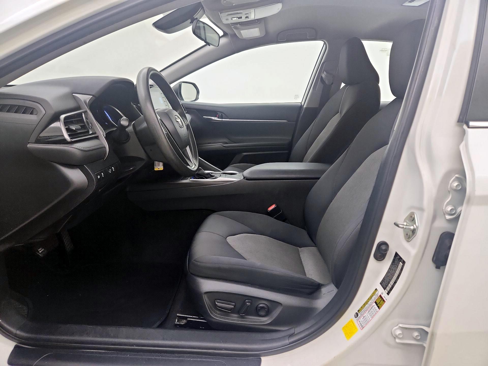 Thumbnail: 2022 Toyota Camry - 11