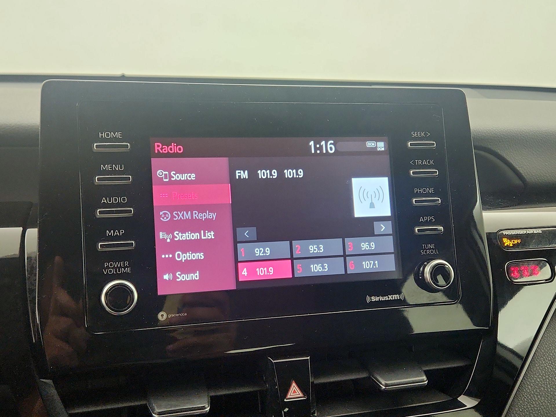 Thumbnail: 2022 Toyota Camry - 15