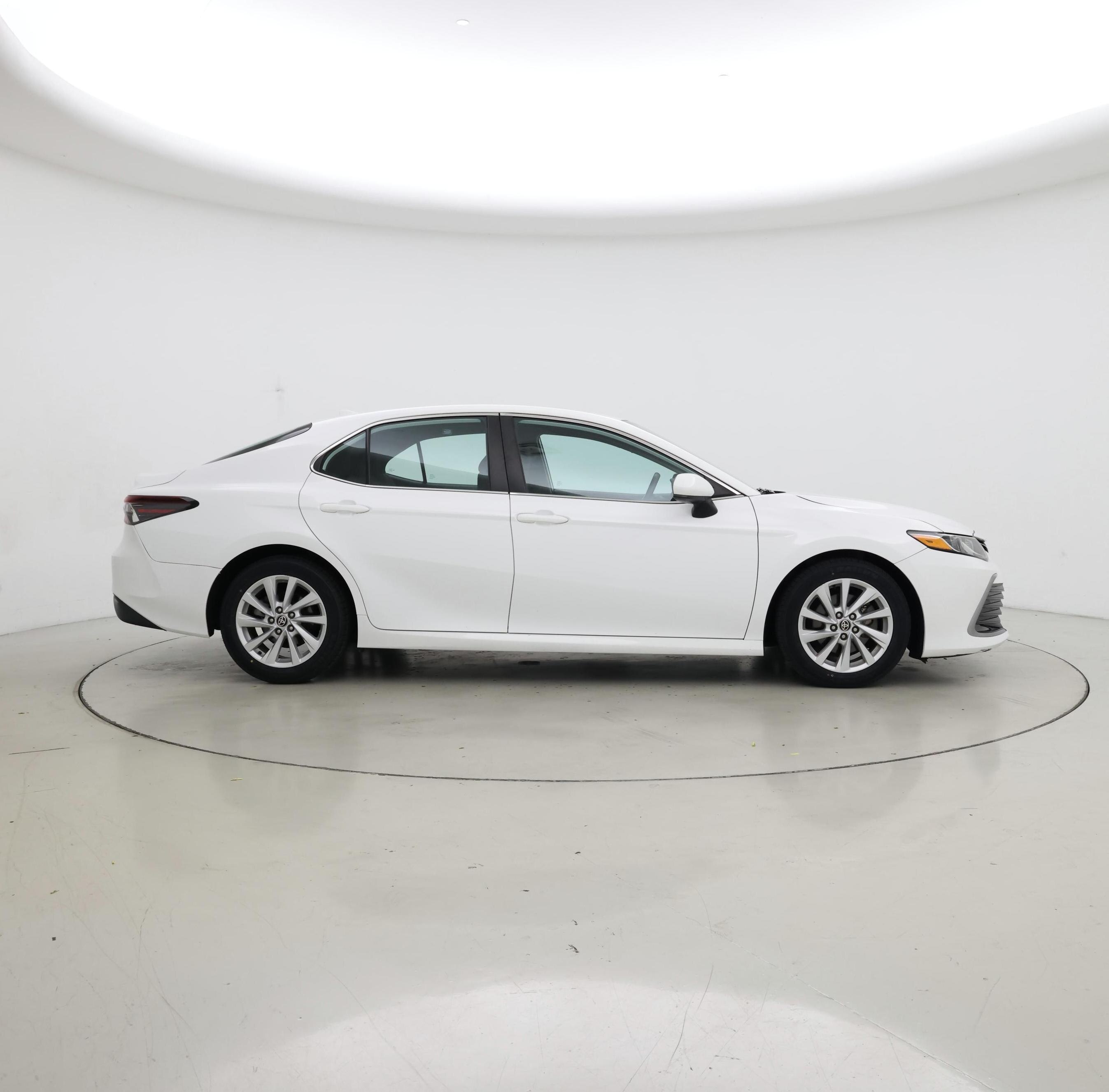 Thumbnail: 2022 Toyota Camry - 7