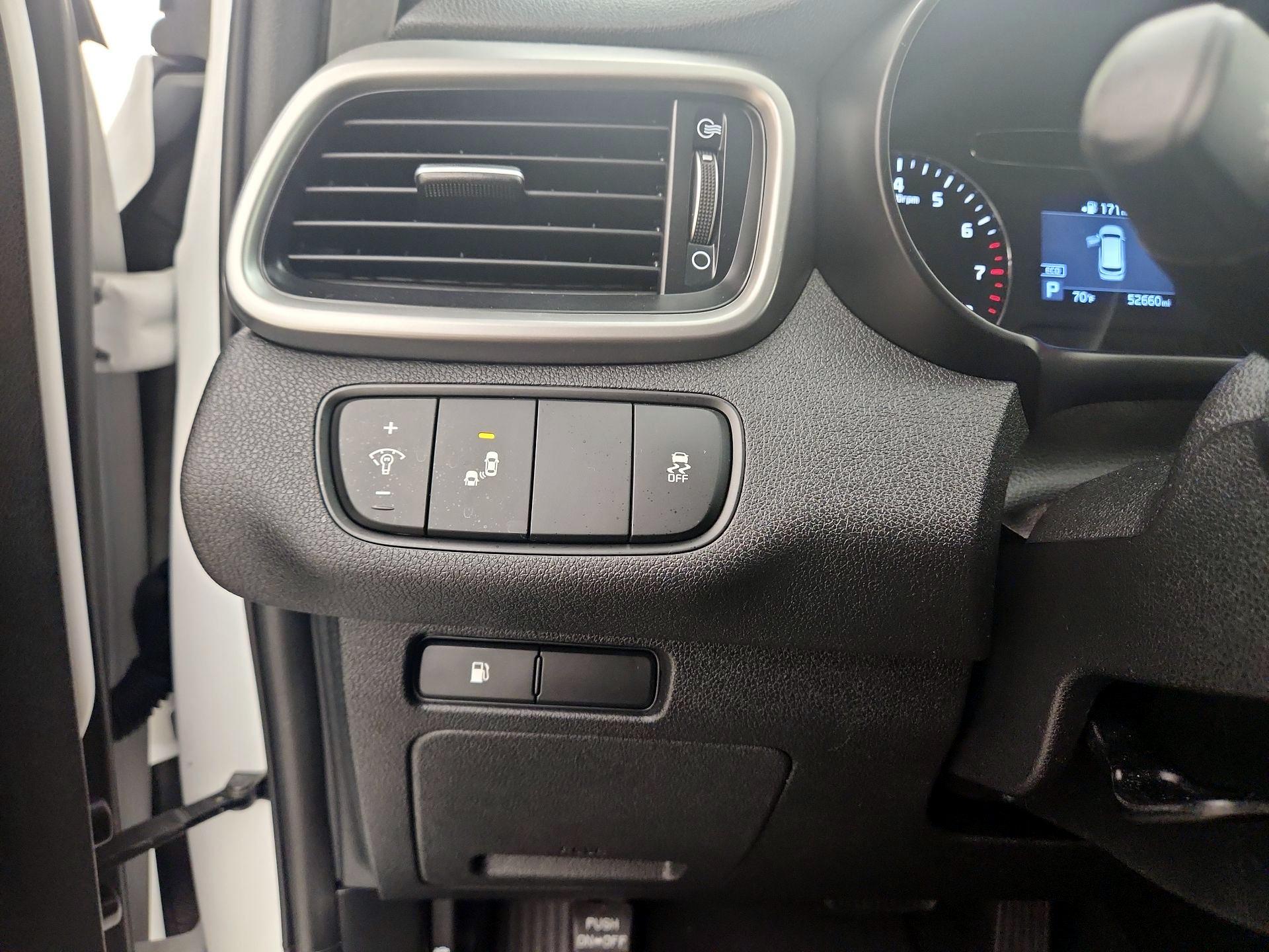 Thumbnail: 2020 Kia Sorento - 13