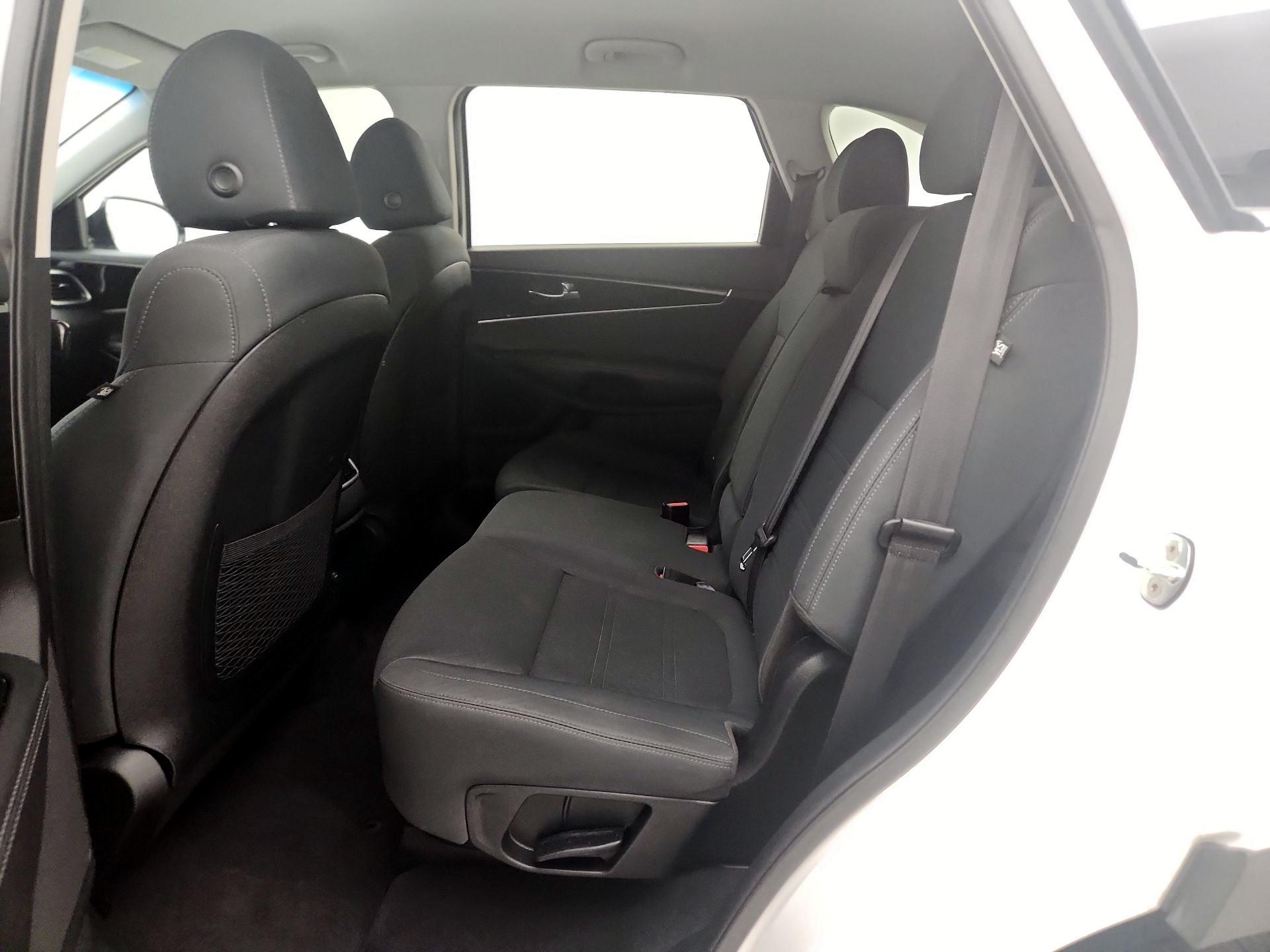 Thumbnail: 2020 Kia Sorento - 19