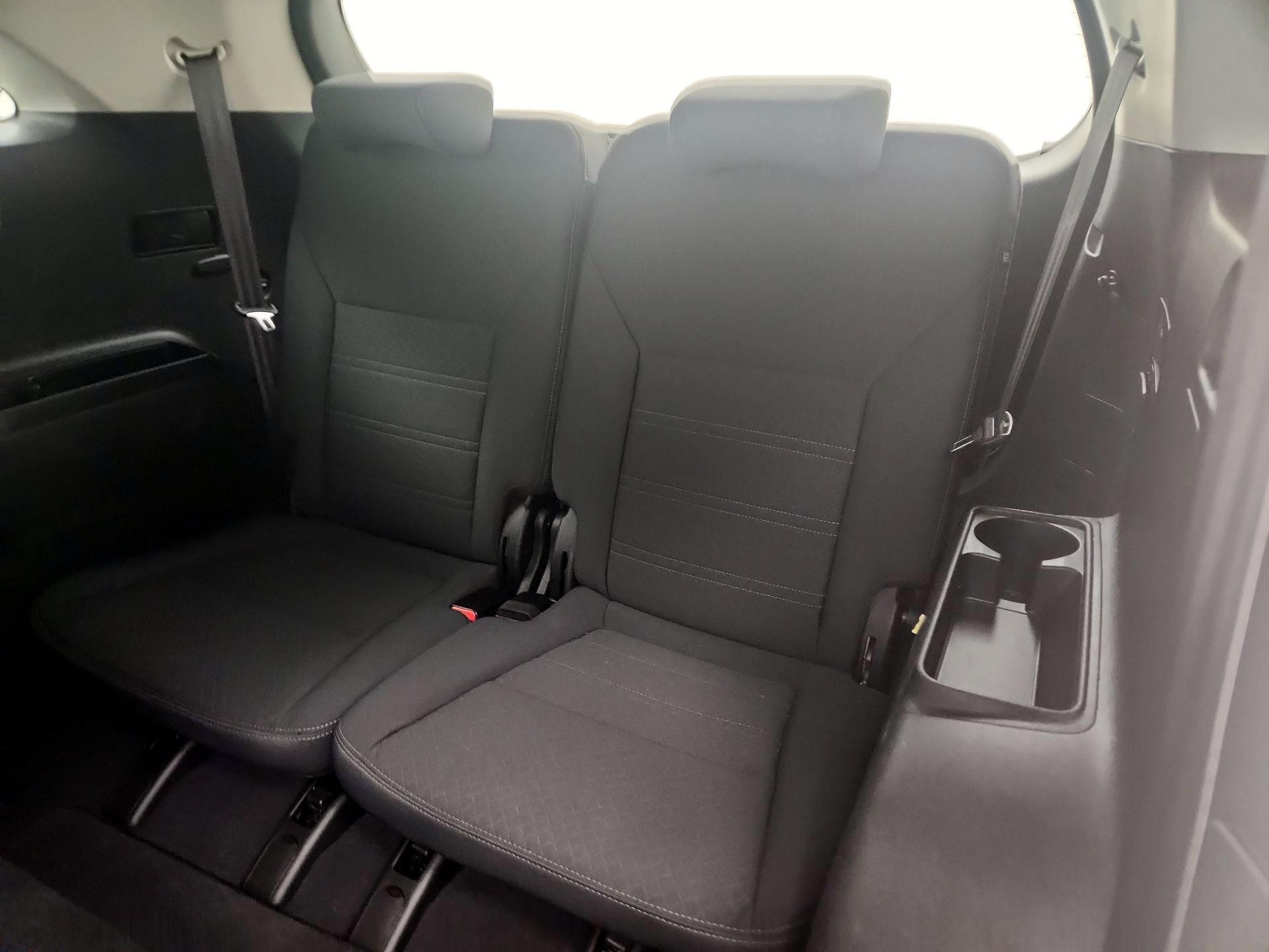 Thumbnail: 2020 Kia Sorento - 20