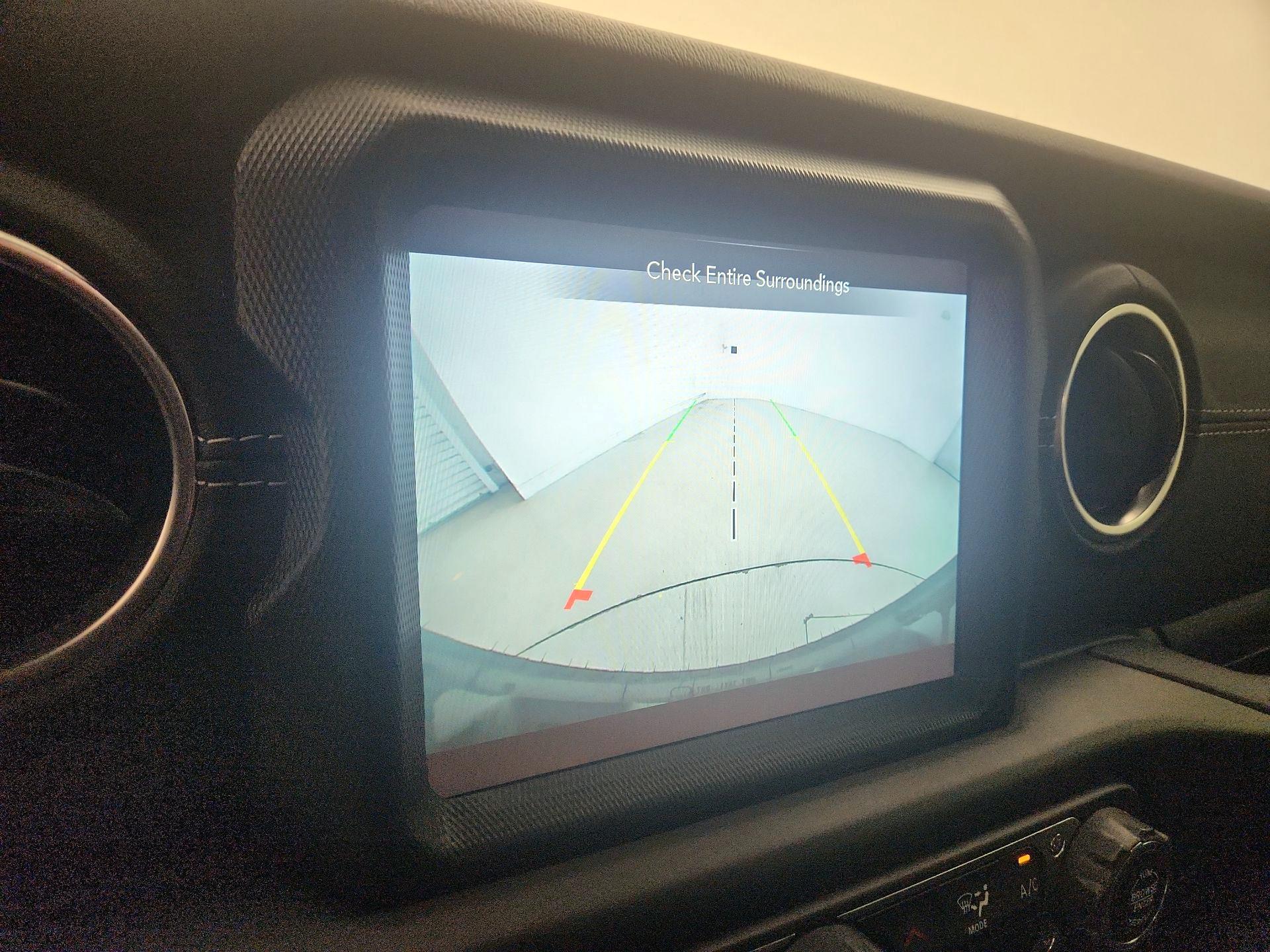 Thumbnail: 2021 Jeep Wrangler - 15