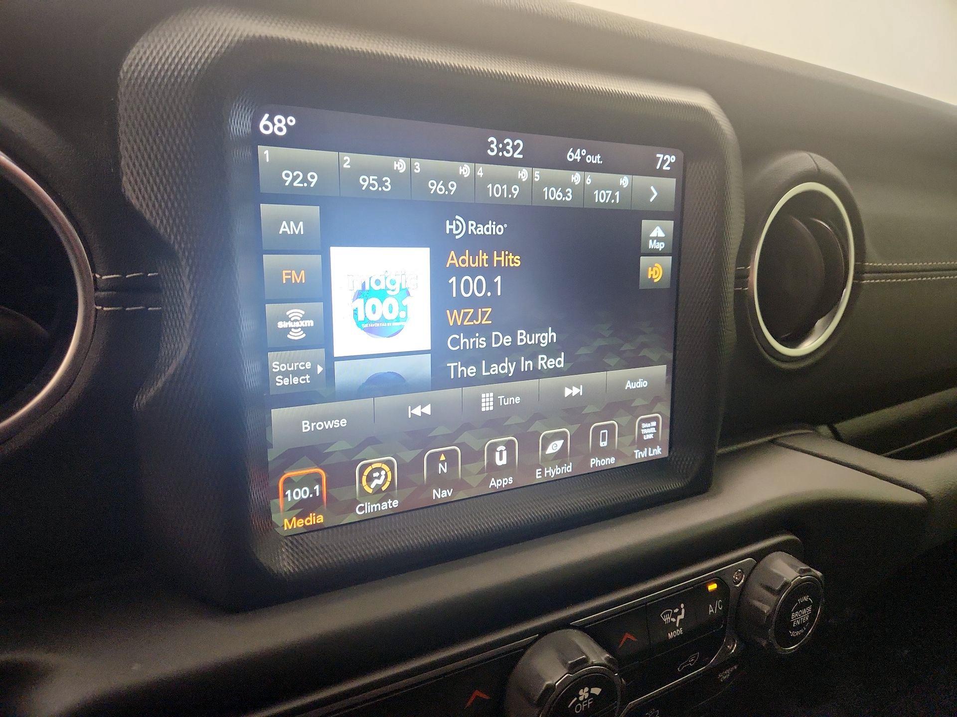 Thumbnail: 2021 Jeep Wrangler - 16