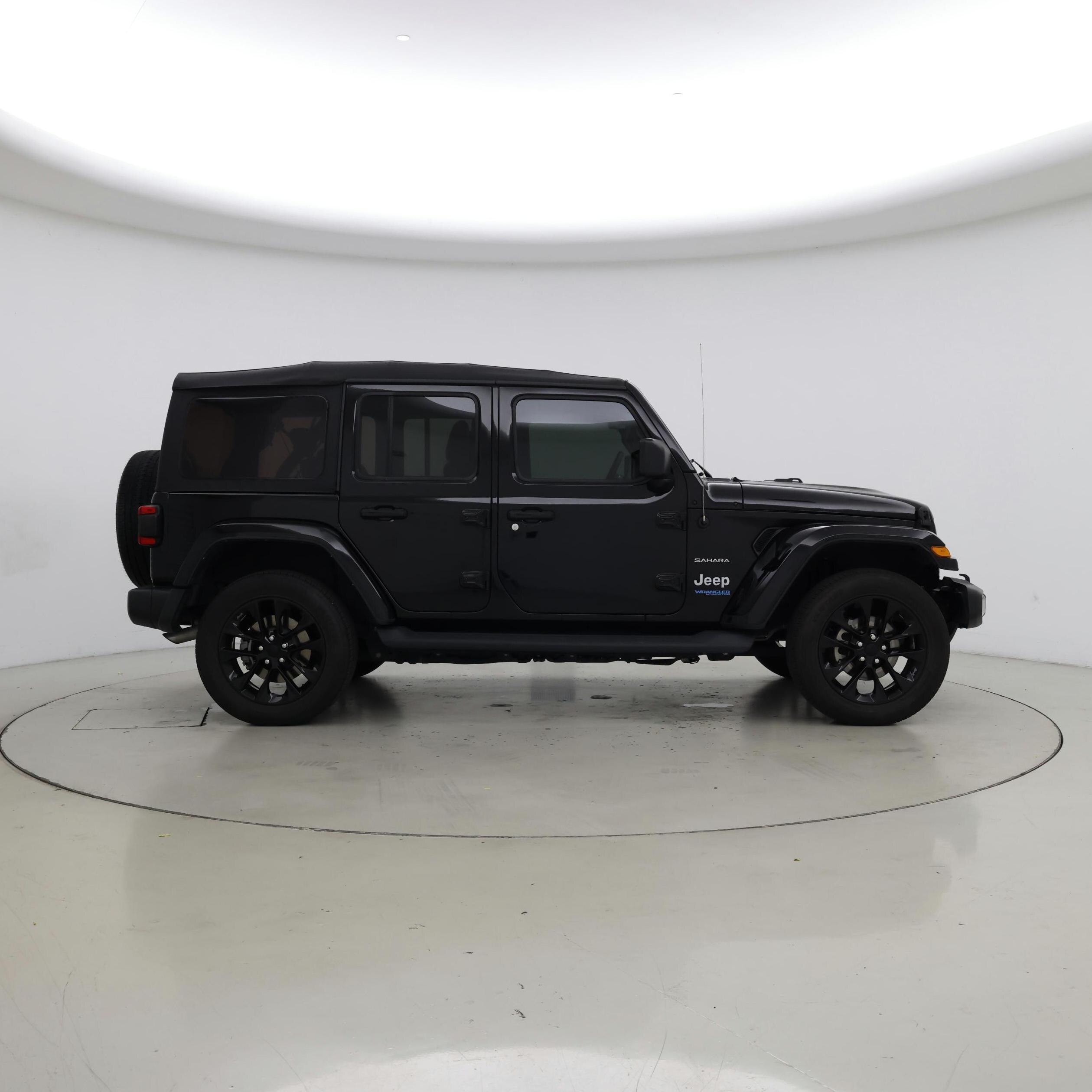Thumbnail: 2021 Jeep Wrangler - 7