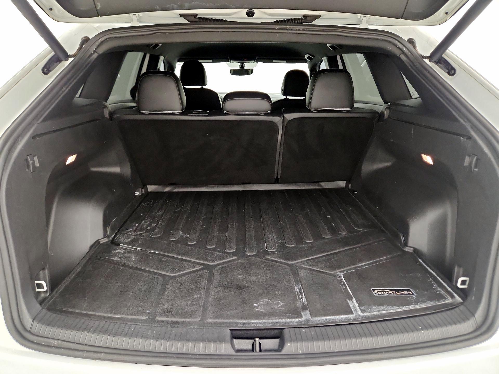 Thumbnail: 2021 Volkswagen Atlas - 20