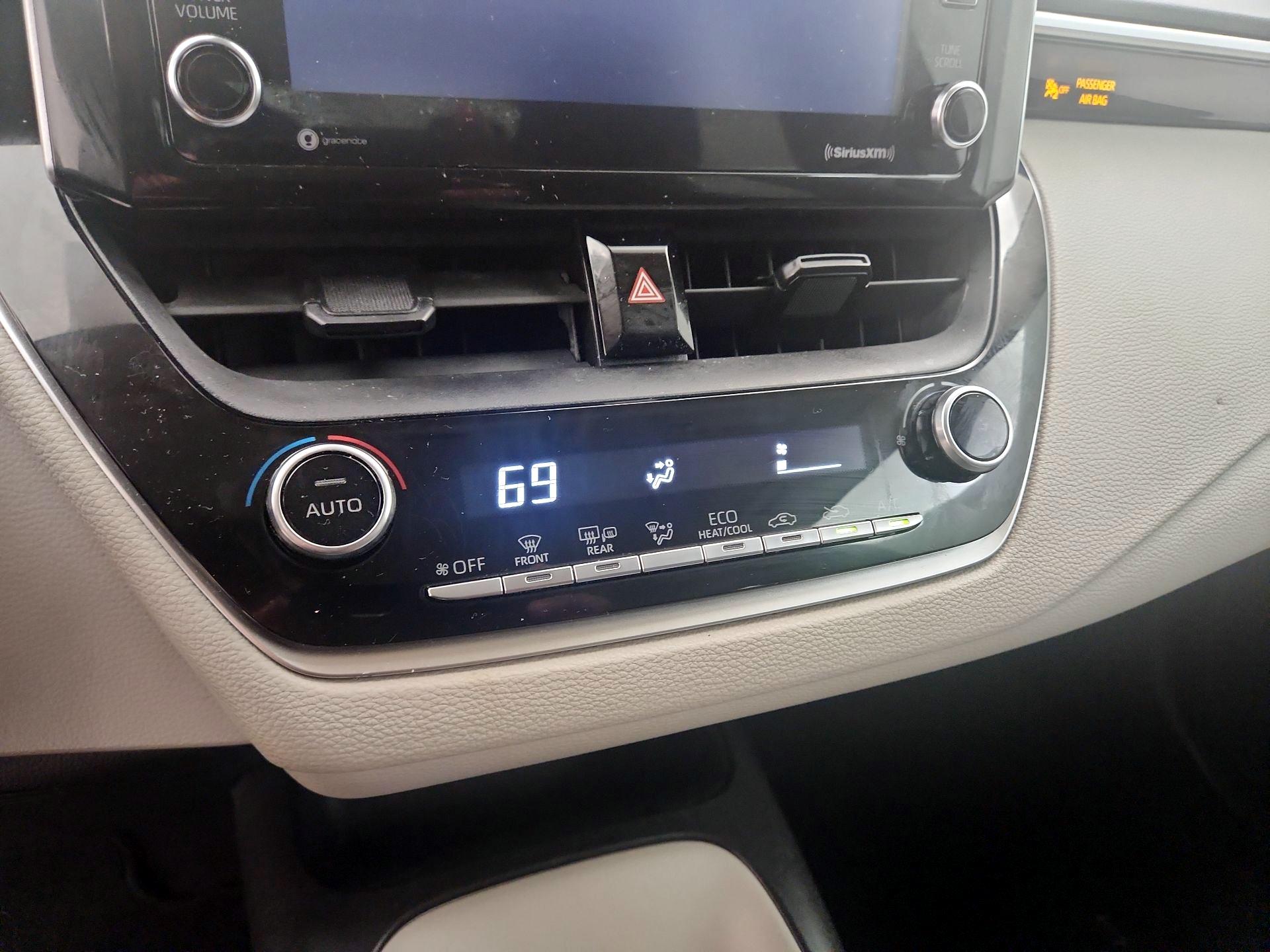 Thumbnail: 2021 Toyota Corolla - 16