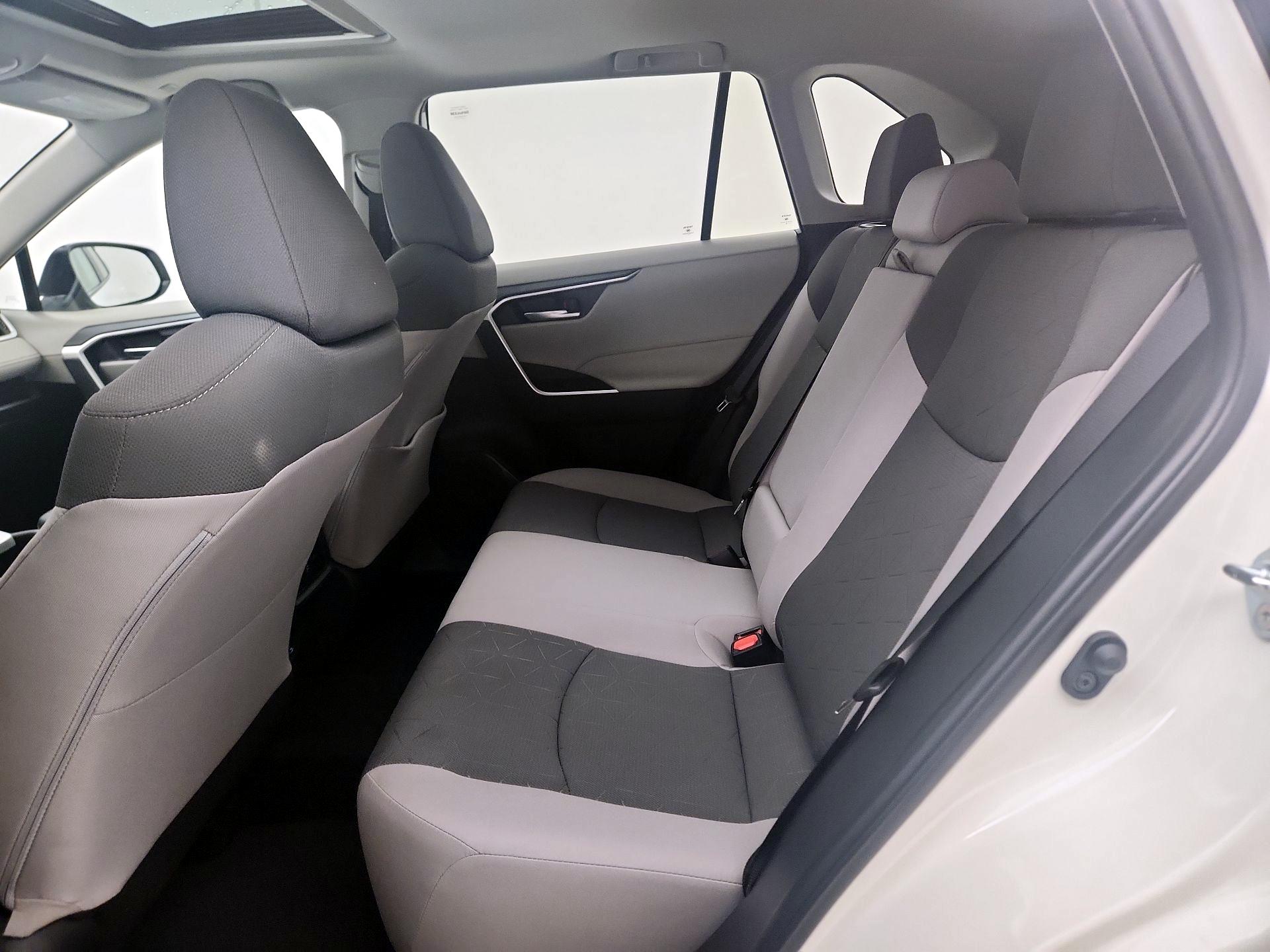 Thumbnail: 2025 Toyota RAV4 - 20