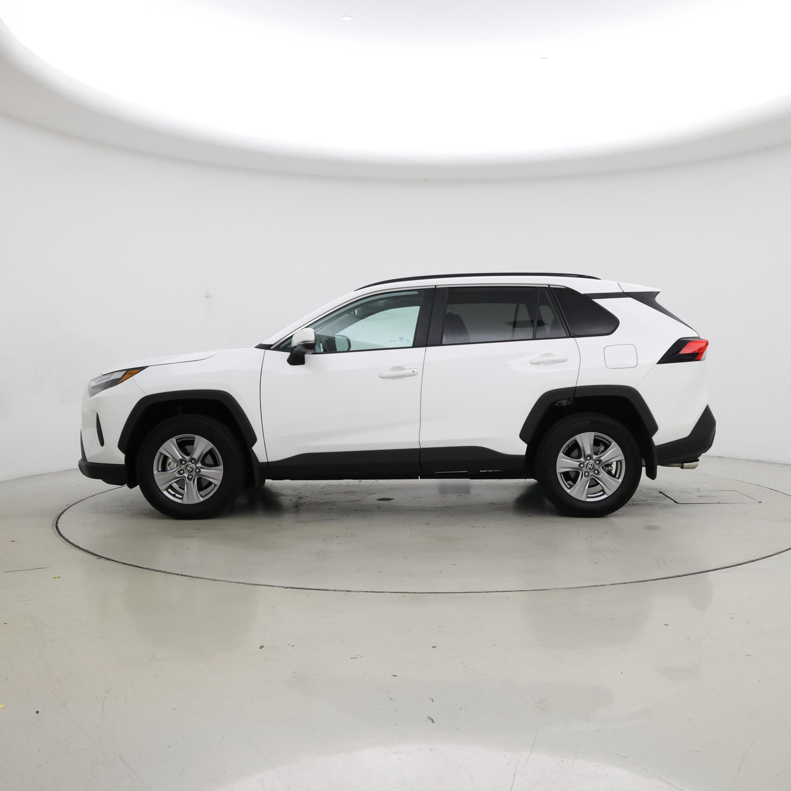 Thumbnail: 2025 Toyota RAV4 - 3