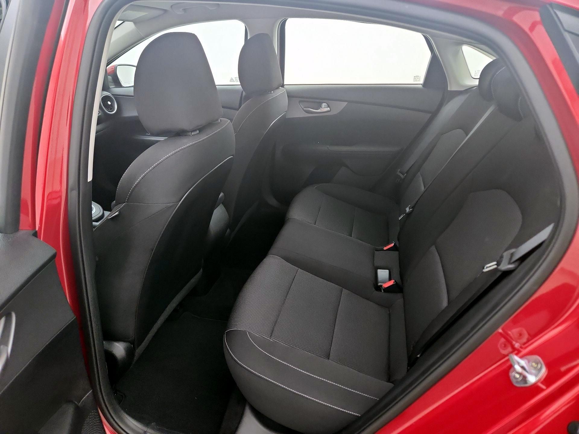 Thumbnail: 2019 Kia Forte - 19