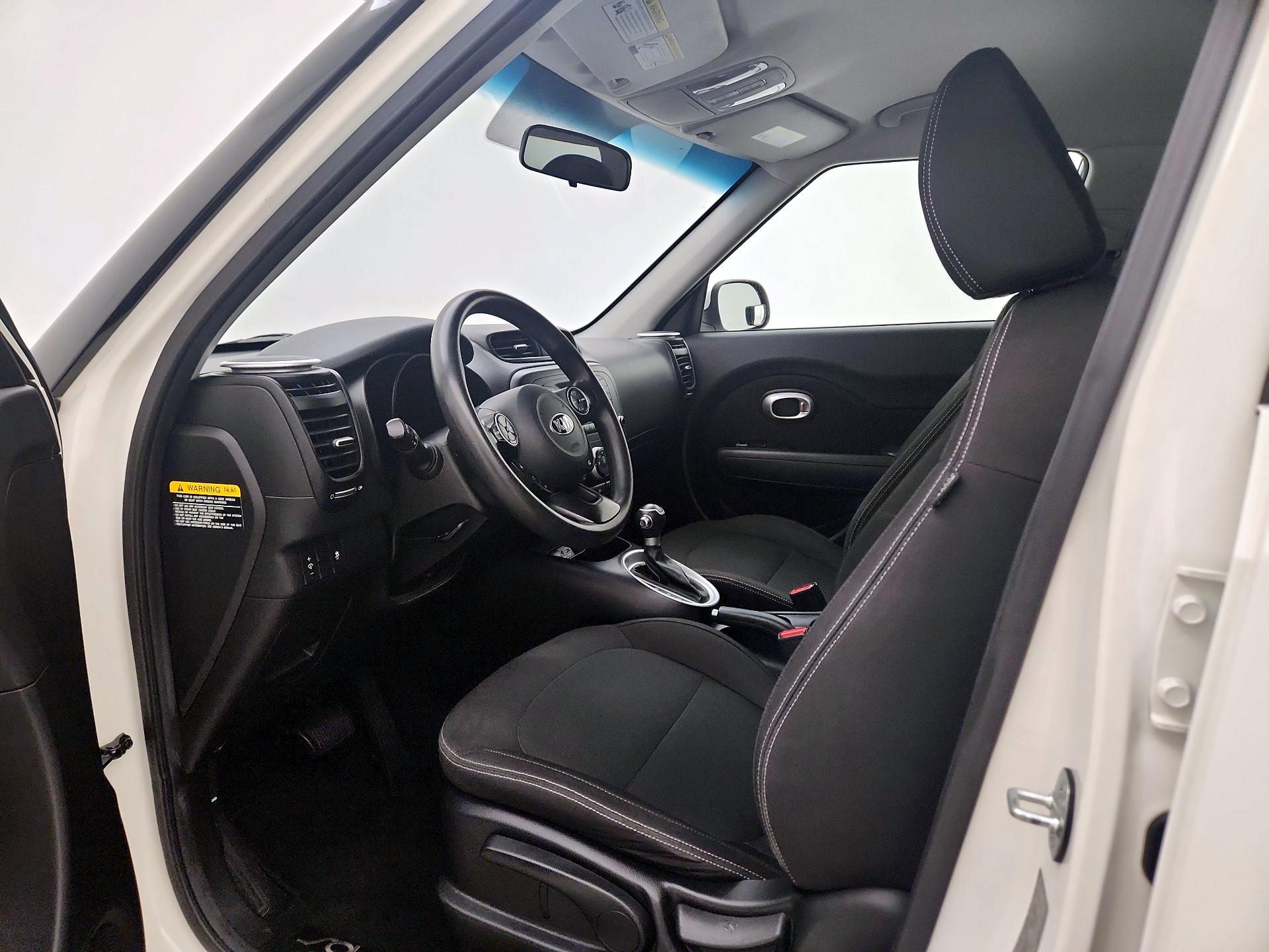 Thumbnail: 2016 Kia Soul - 11