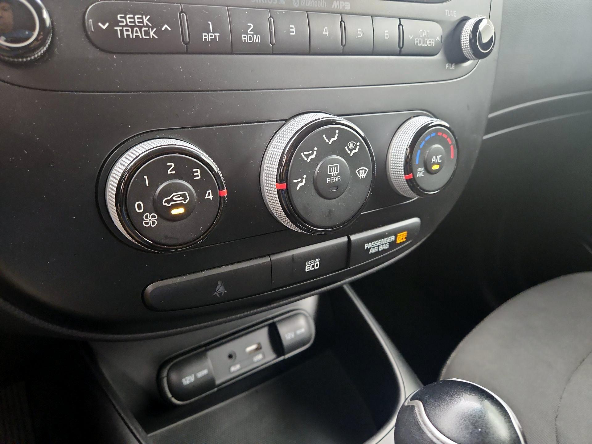 Thumbnail: 2016 Kia Soul - 15