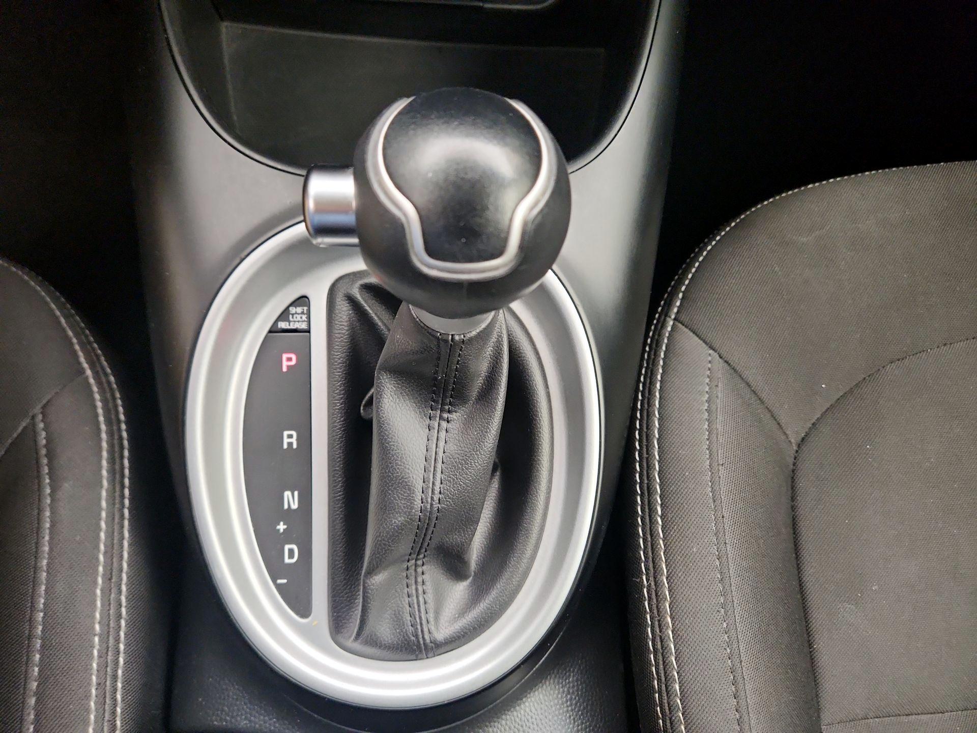 Thumbnail: 2016 Kia Soul - 16