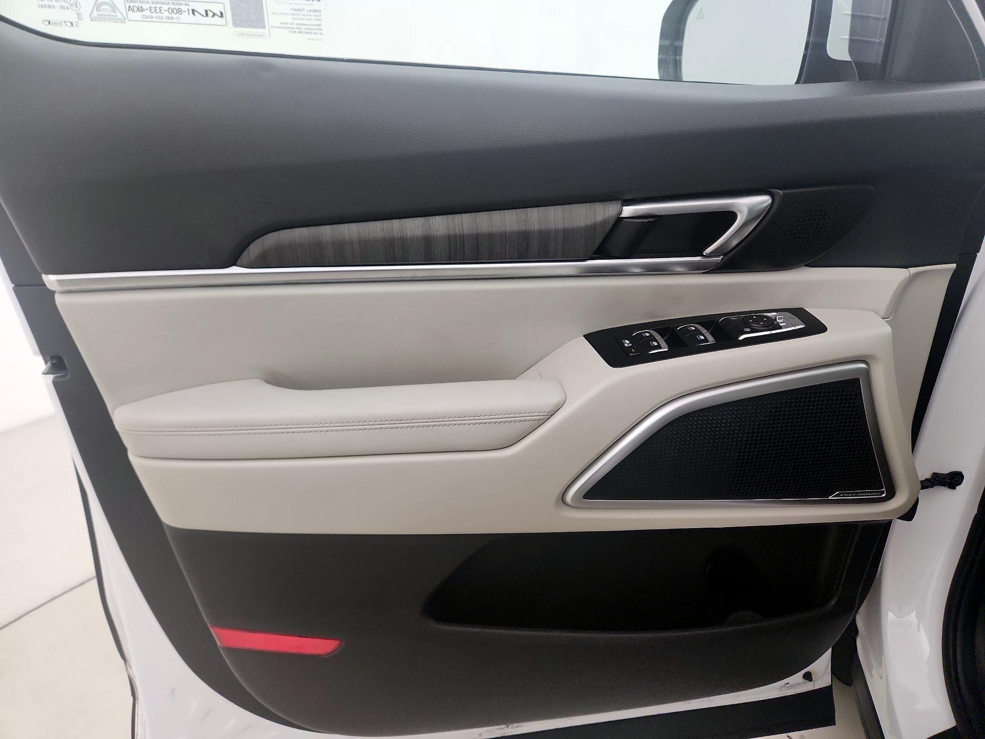 Thumbnail: 2023 Kia Telluride - 12