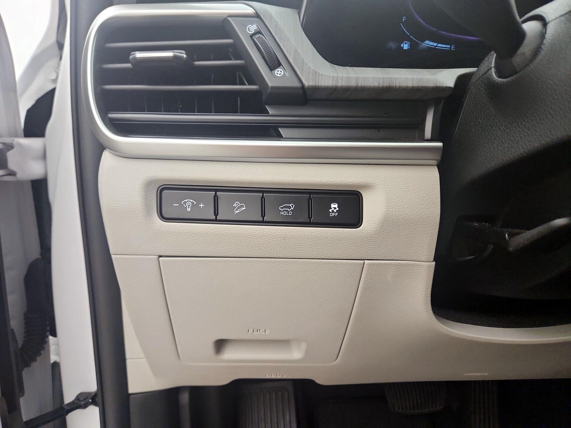 Thumbnail: 2023 Kia Telluride - 13