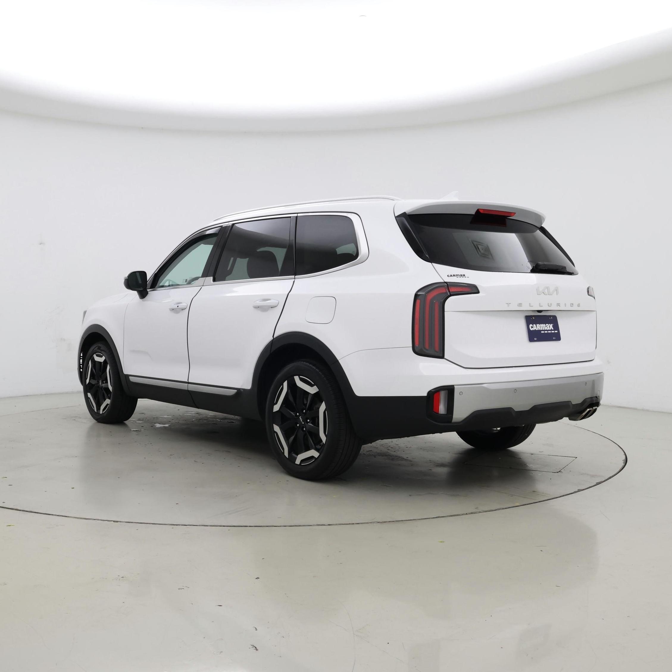 Thumbnail: 2023 Kia Telluride - 2