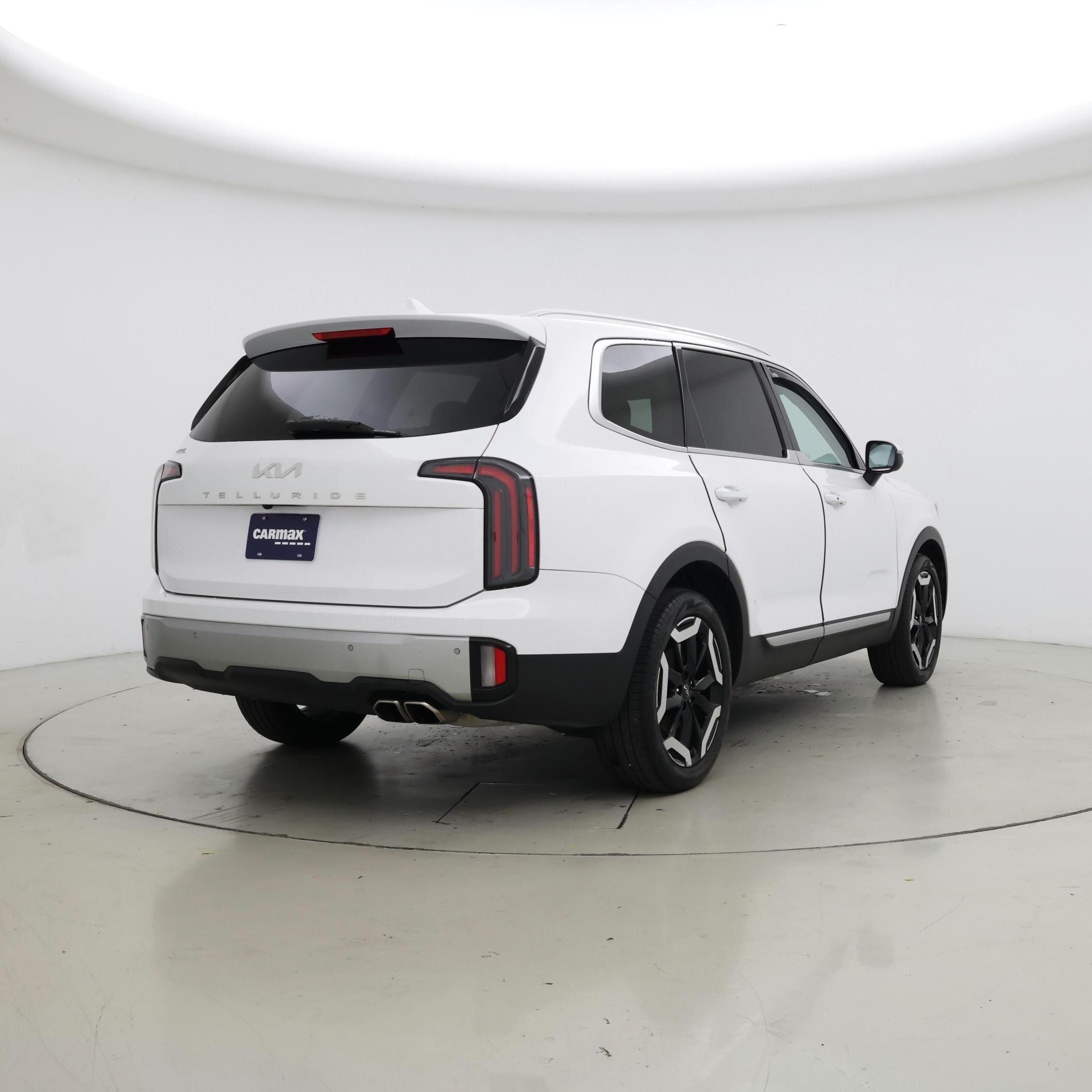 Thumbnail: 2023 Kia Telluride - 8