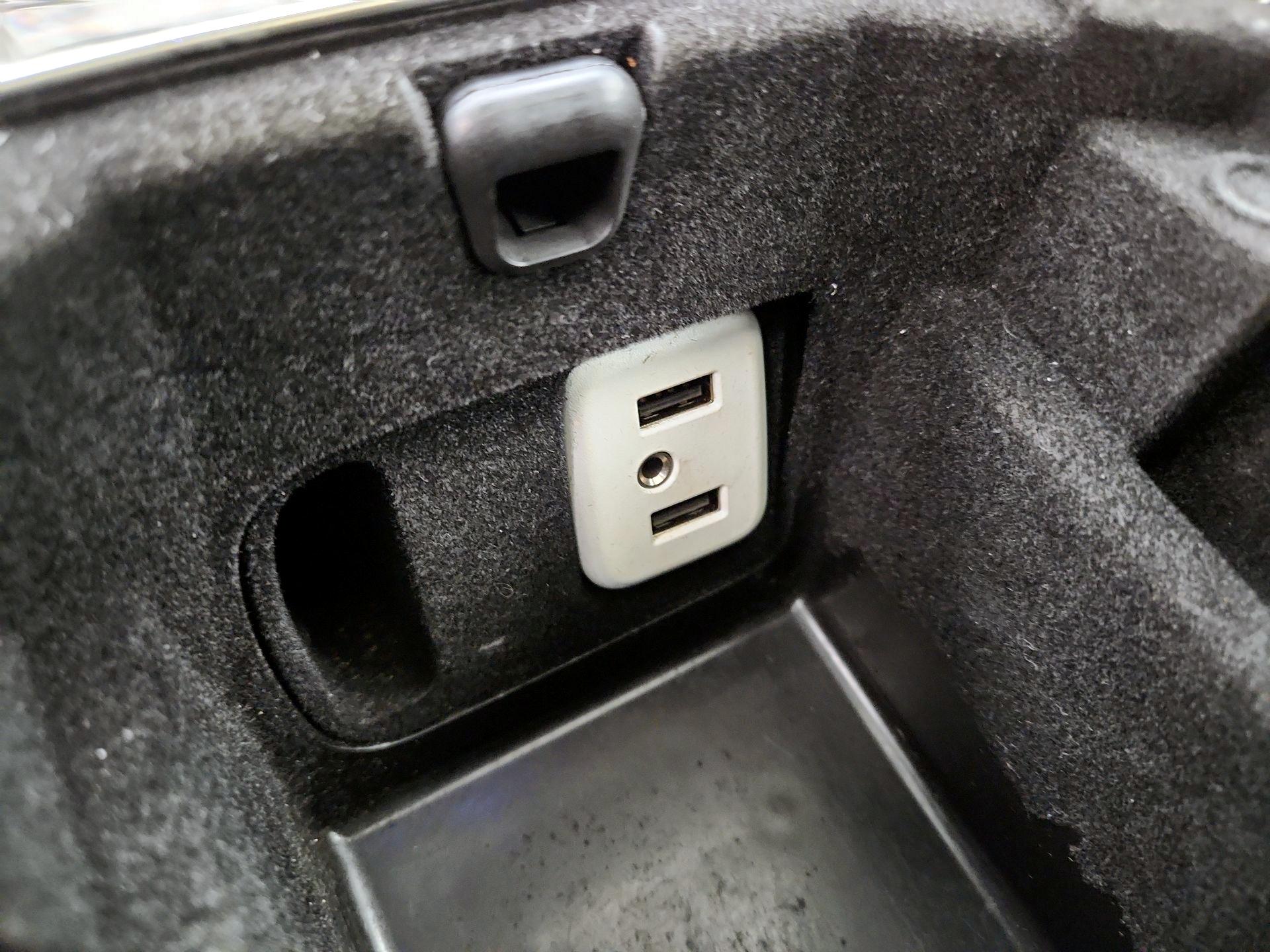 Thumbnail: 2016 Cadillac ATS - 18