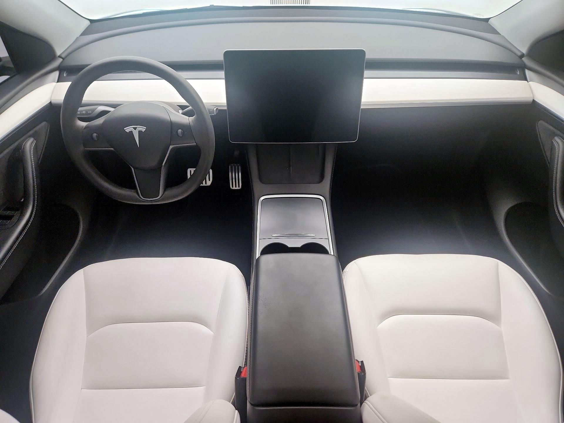 Thumbnail: 2023 Tesla Model Y - 9