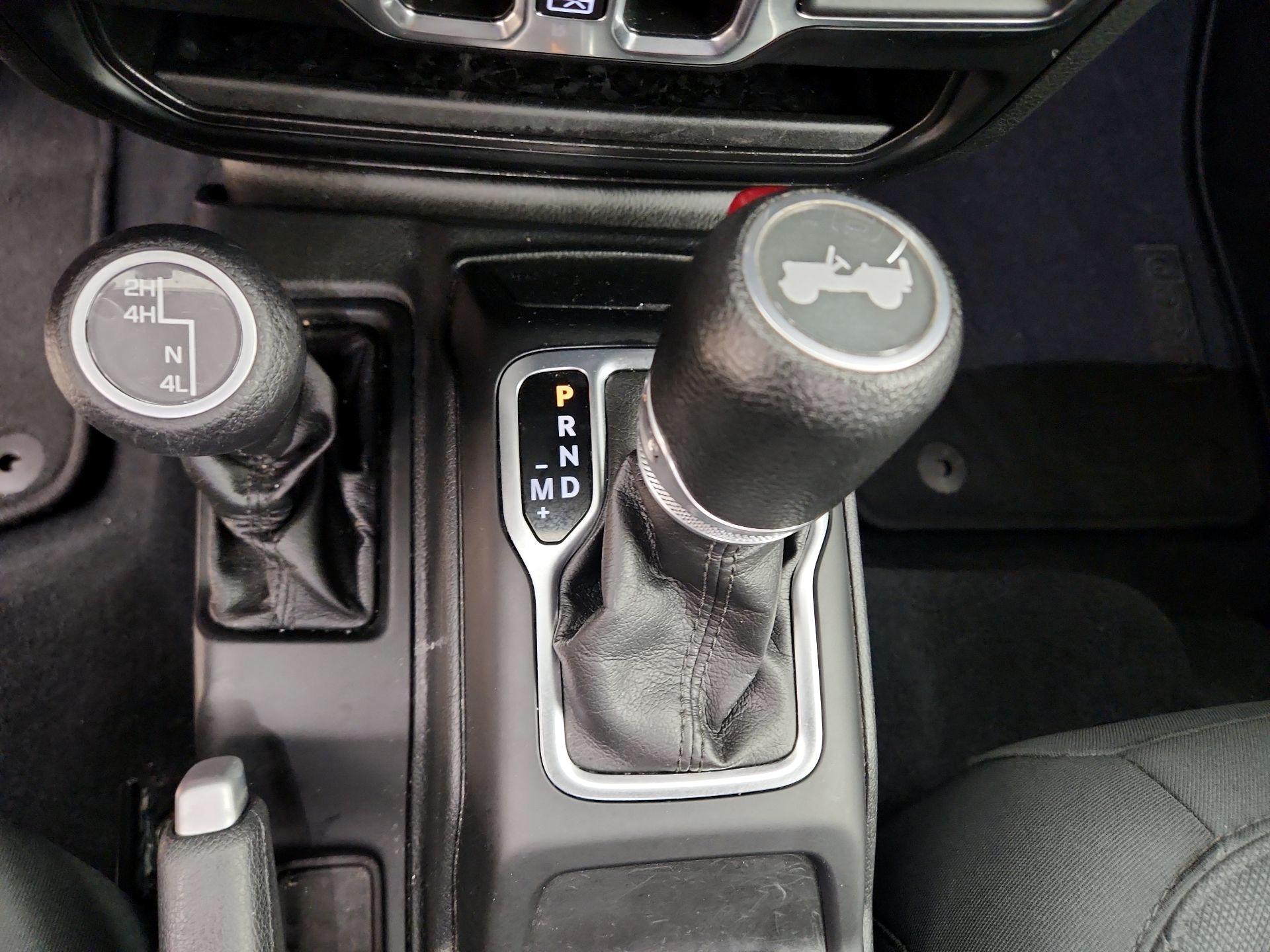 Thumbnail: 2022 Jeep Wrangler - 17