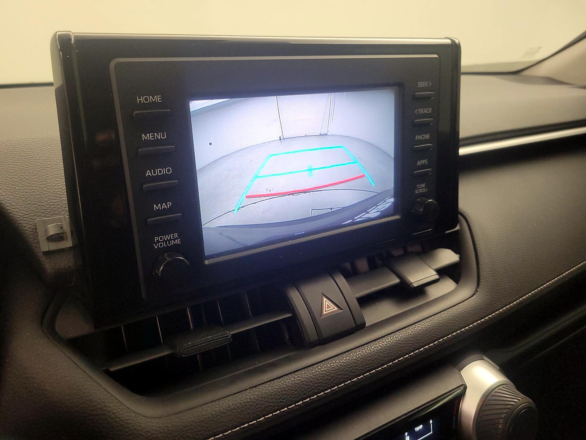 Thumbnail: 2019 Toyota RAV4 - 14