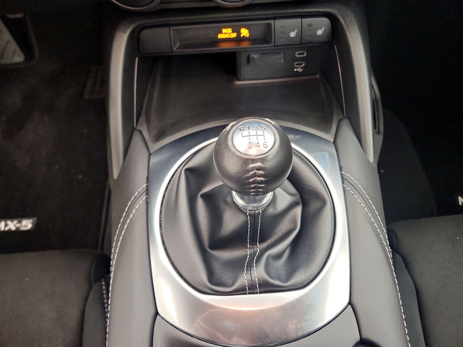 Thumbnail: 2024 Mazda MX-5 Miata - 17