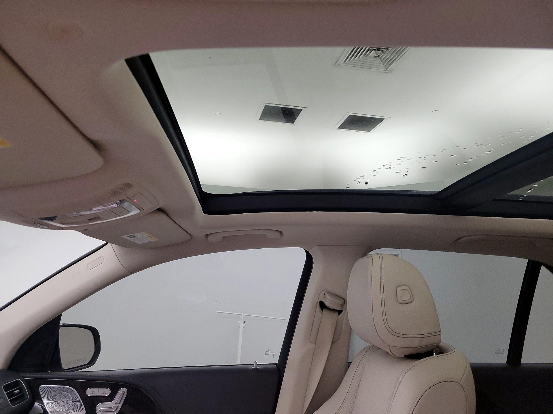 Thumbnail: 2020 Mercedes-Benz GLE - 20