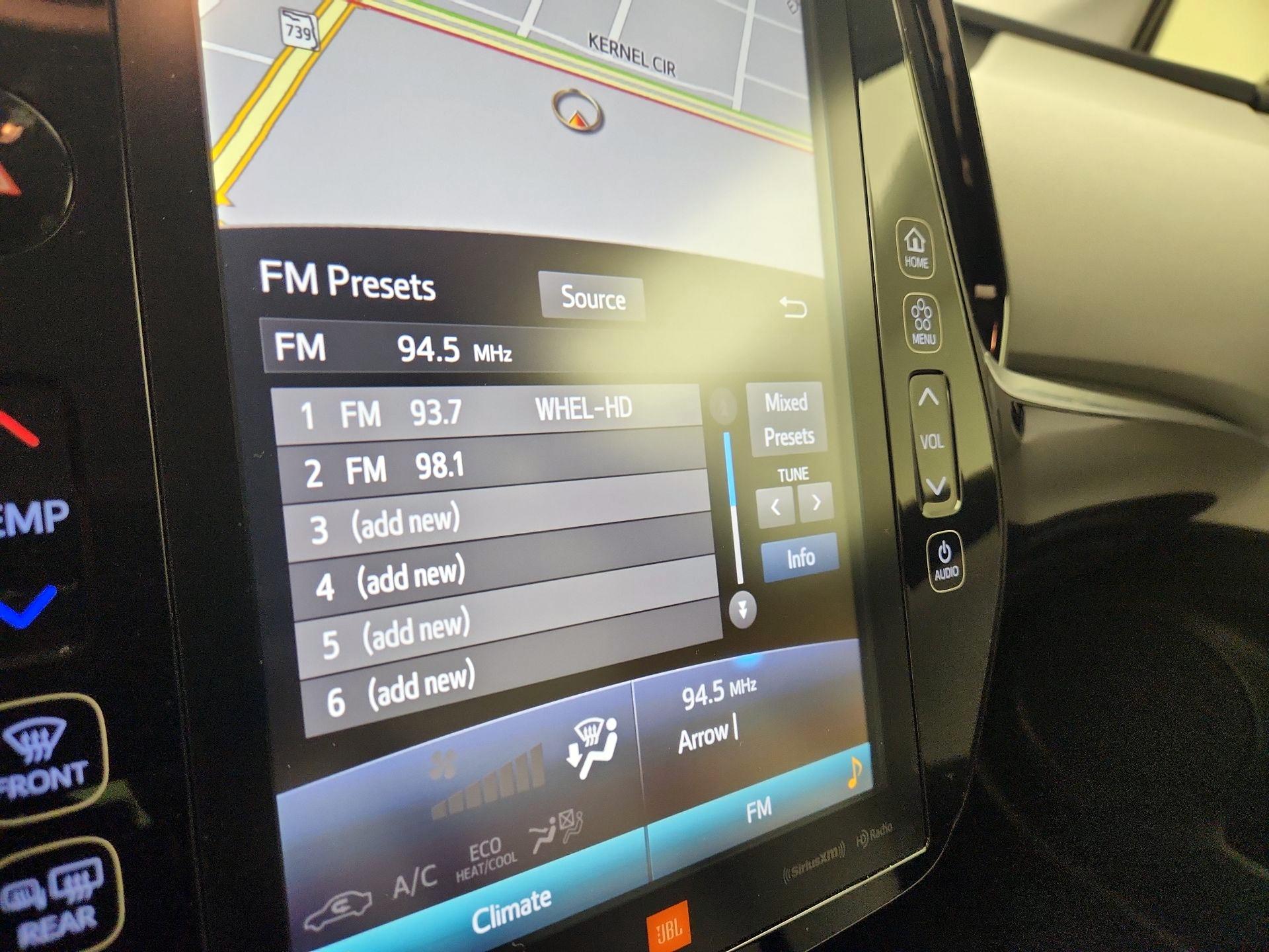 Thumbnail: 2020 Toyota Prius - 16