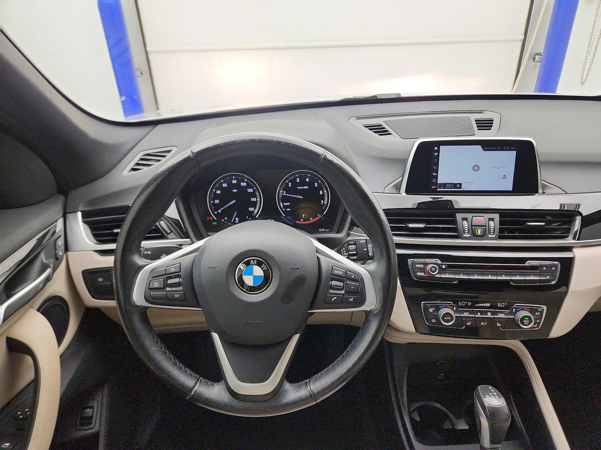 Thumbnail: 2019 BMW X1 - 10