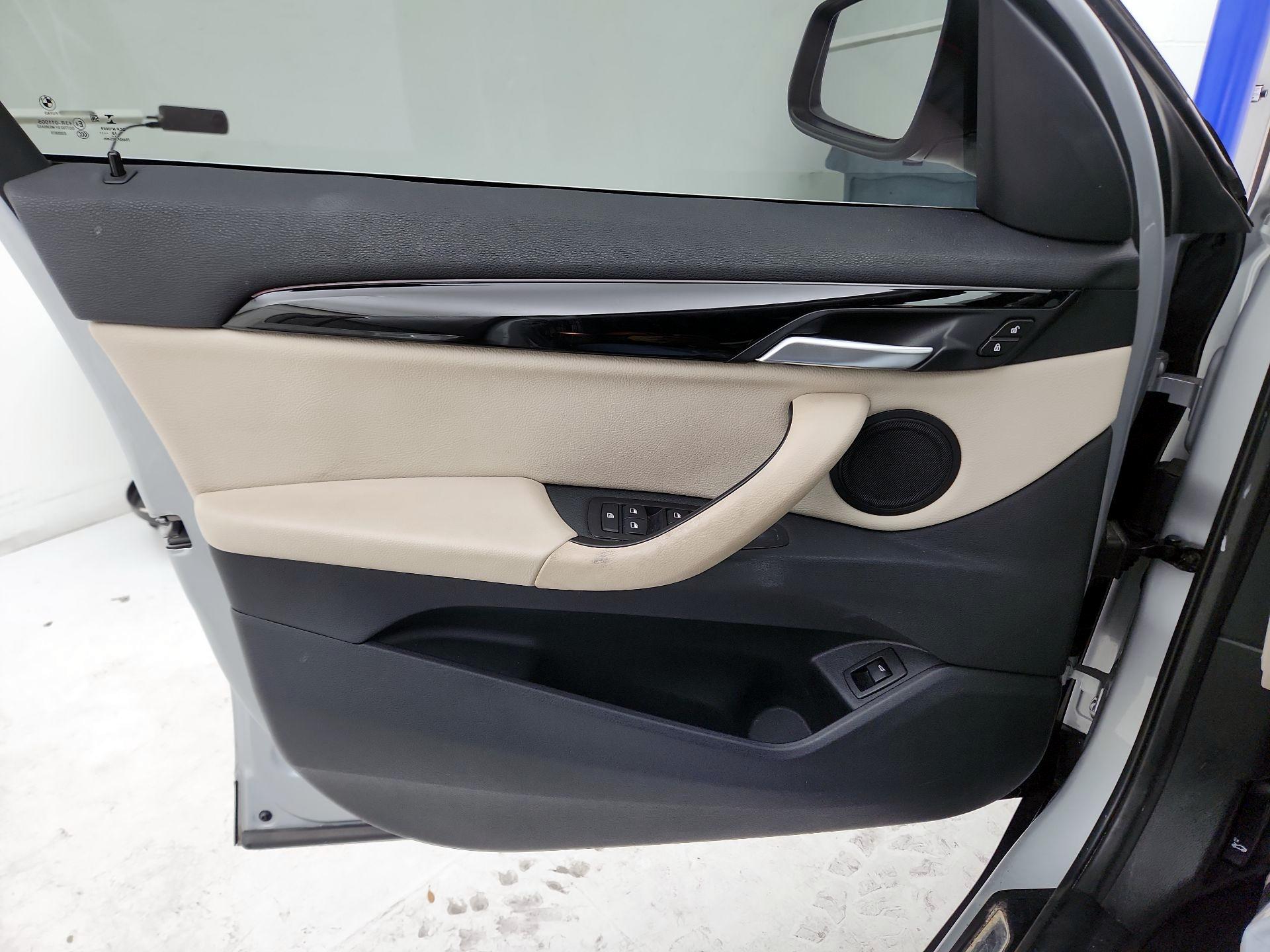 Thumbnail: 2019 BMW X1 - 12