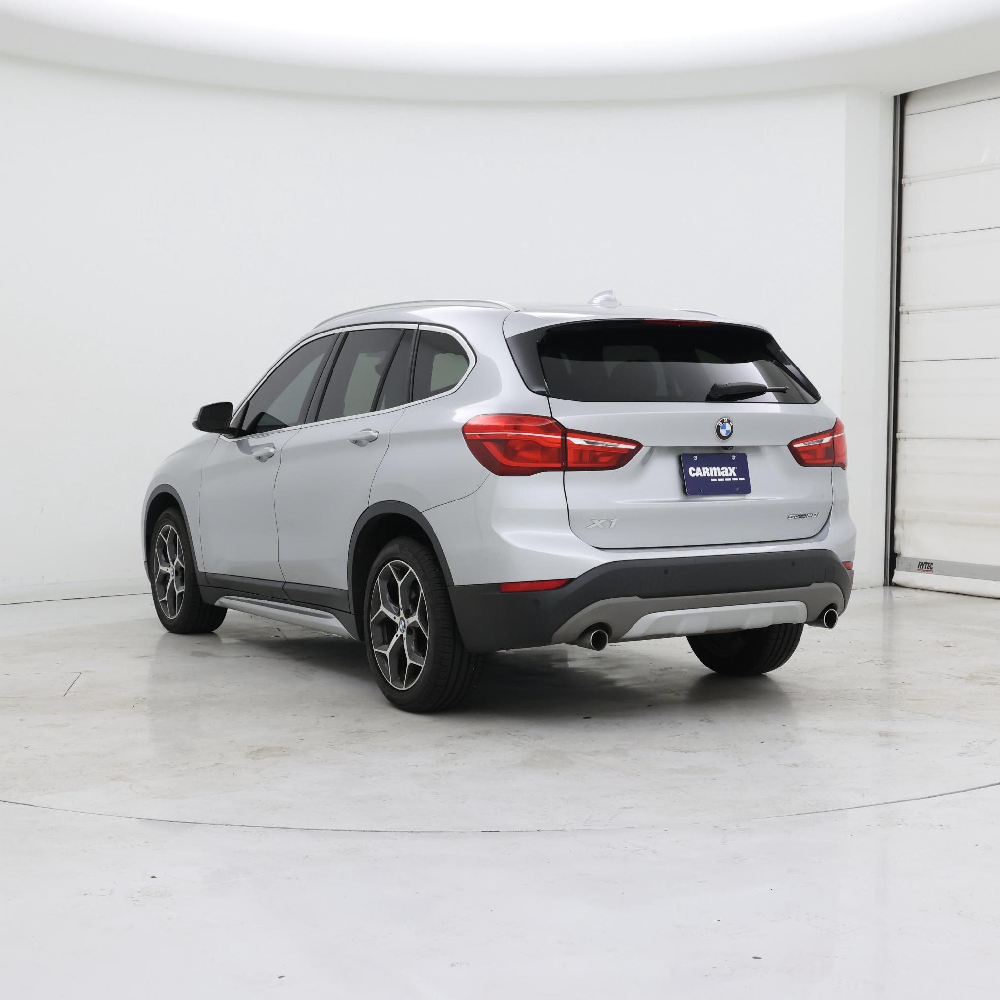 Thumbnail: 2019 BMW X1 - 2