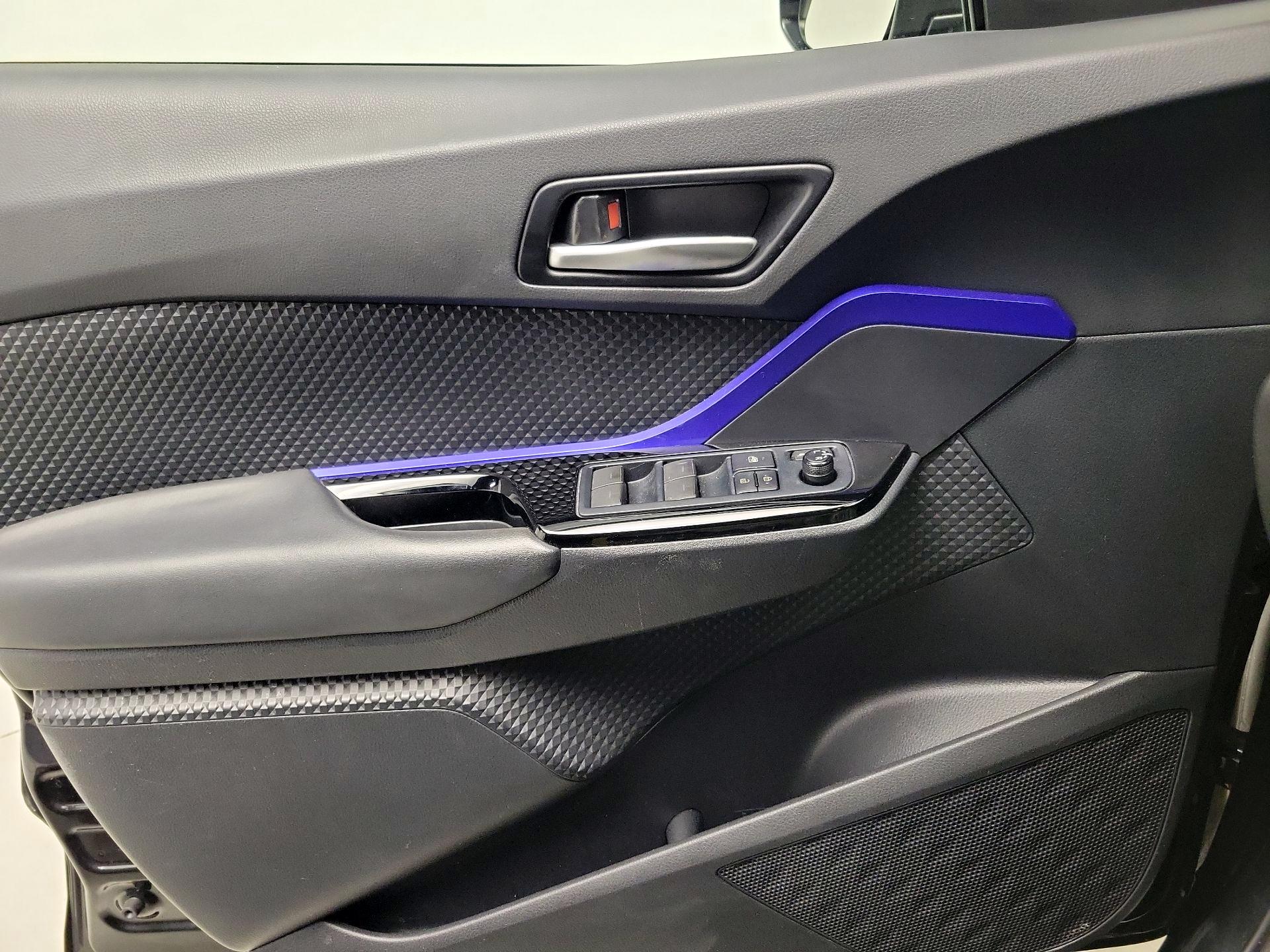 Thumbnail: 2020 Toyota C-HR - 12