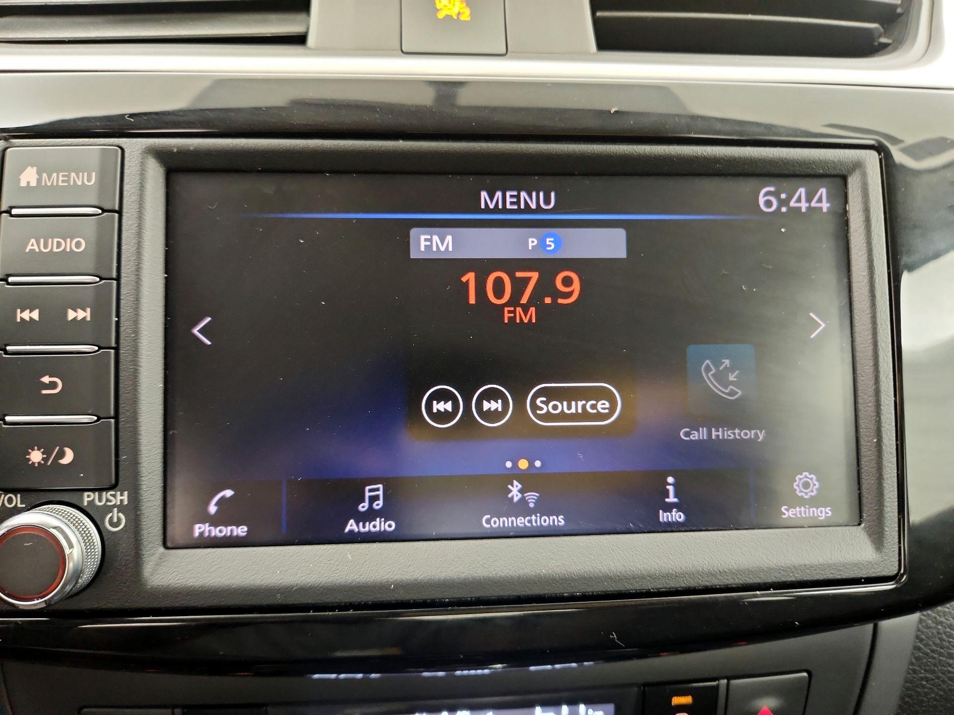Thumbnail: 2019 Nissan Sentra - 15