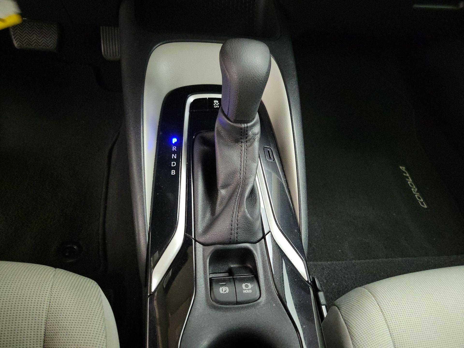 Thumbnail: 2020 Toyota Corolla - 18