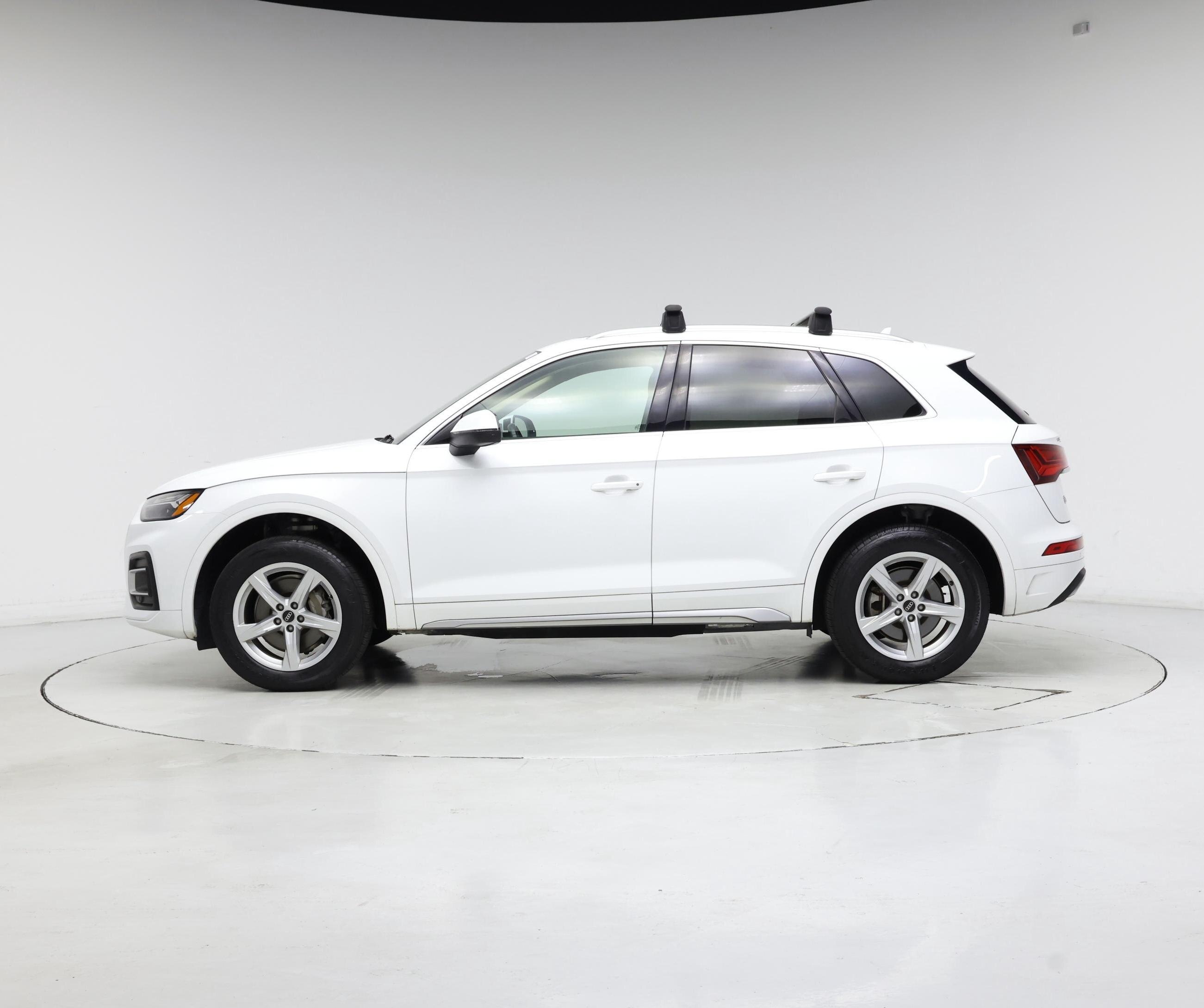 Thumbnail: 2021 Audi Q5 - 3