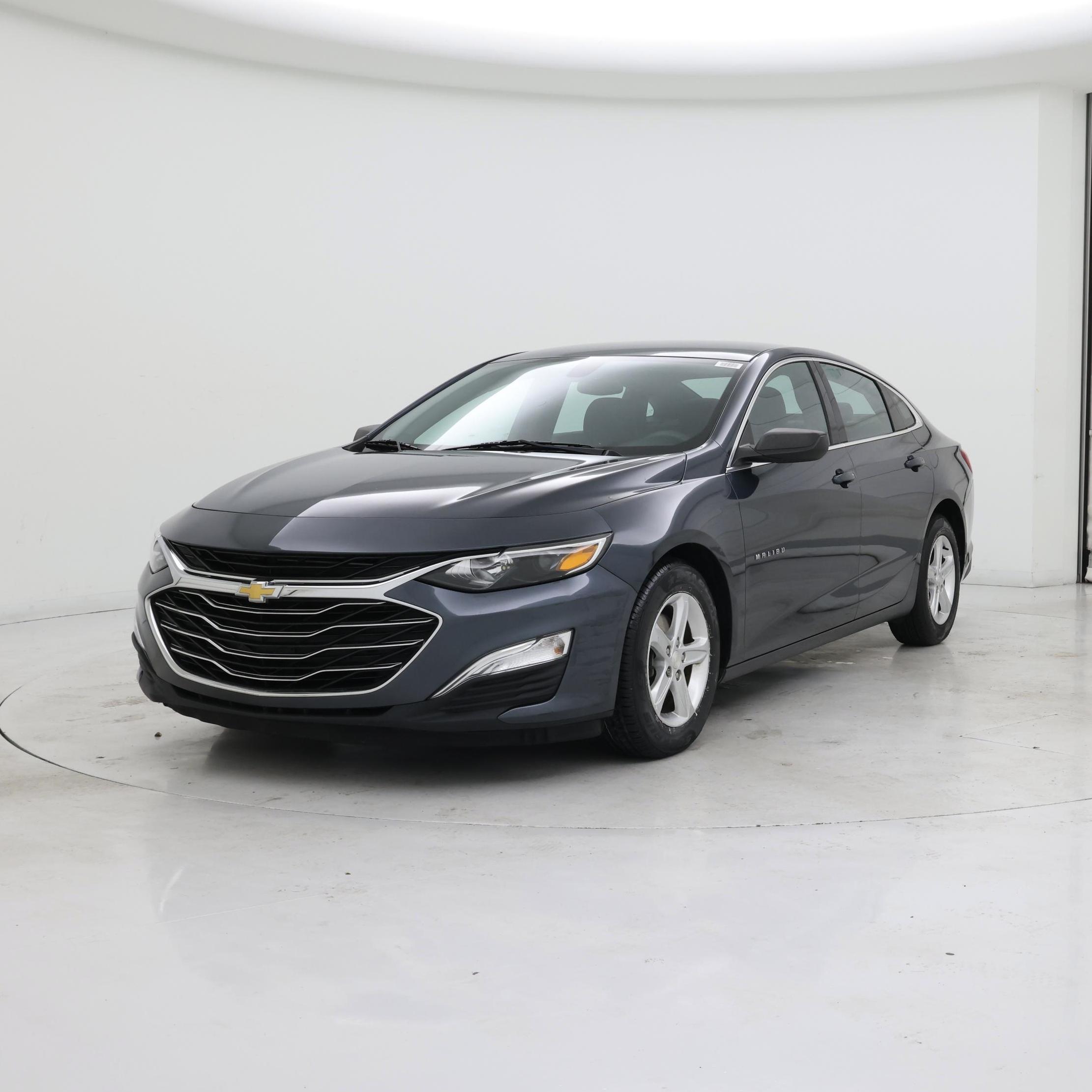 Thumbnail: 2019 Chevrolet Malibu - 4