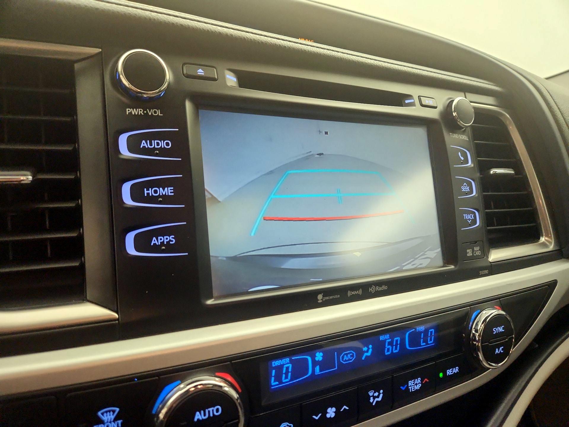 Thumbnail: 2019 Toyota Highlander - 15