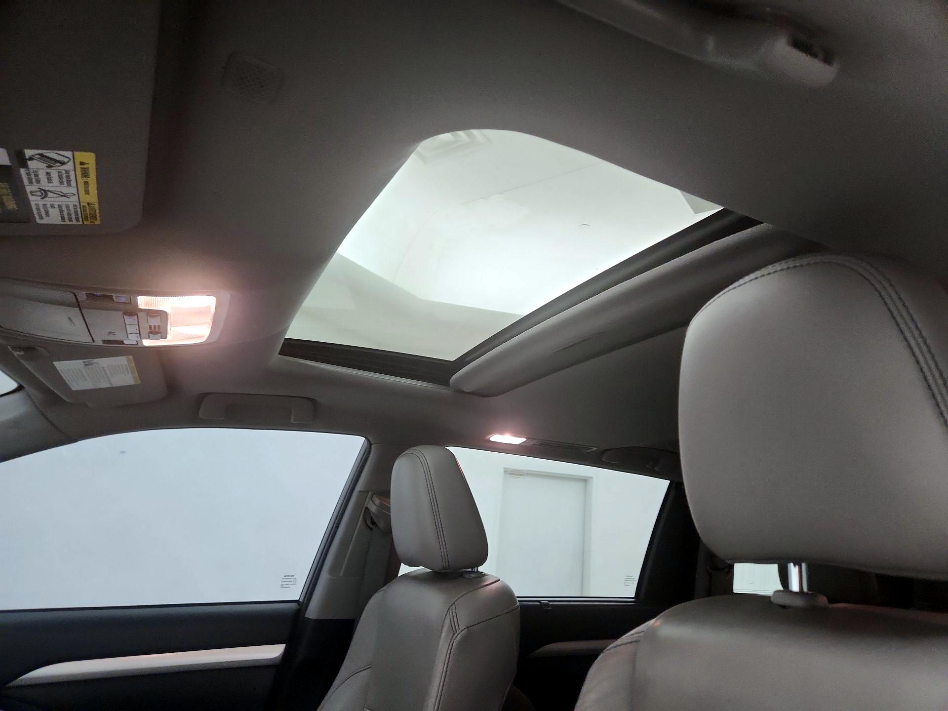Thumbnail: 2019 Toyota Highlander - 20