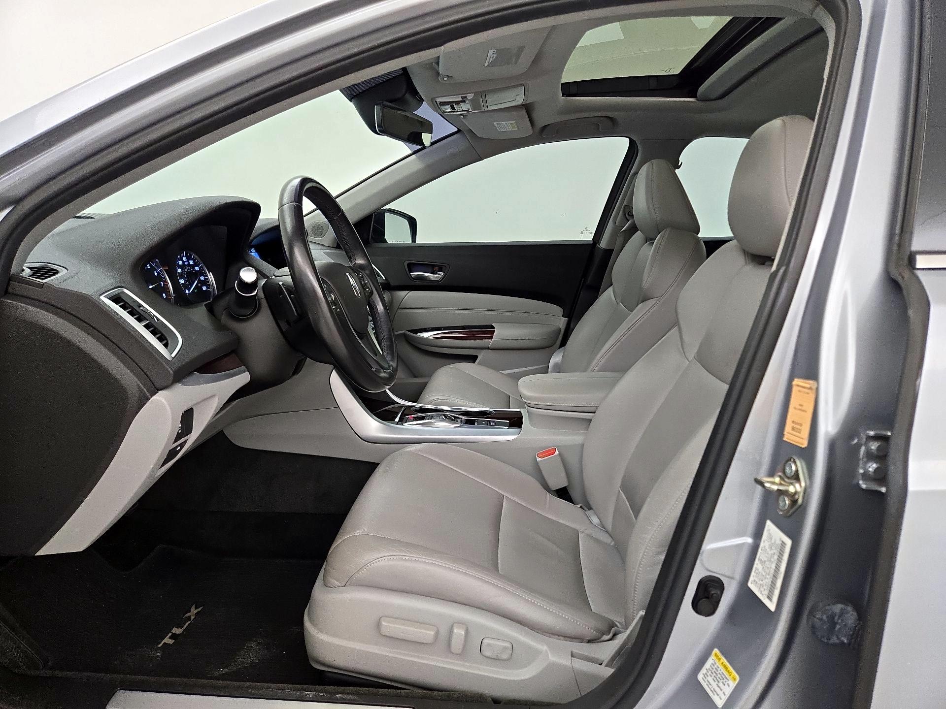 Thumbnail: 2017 Acura TLX - 11