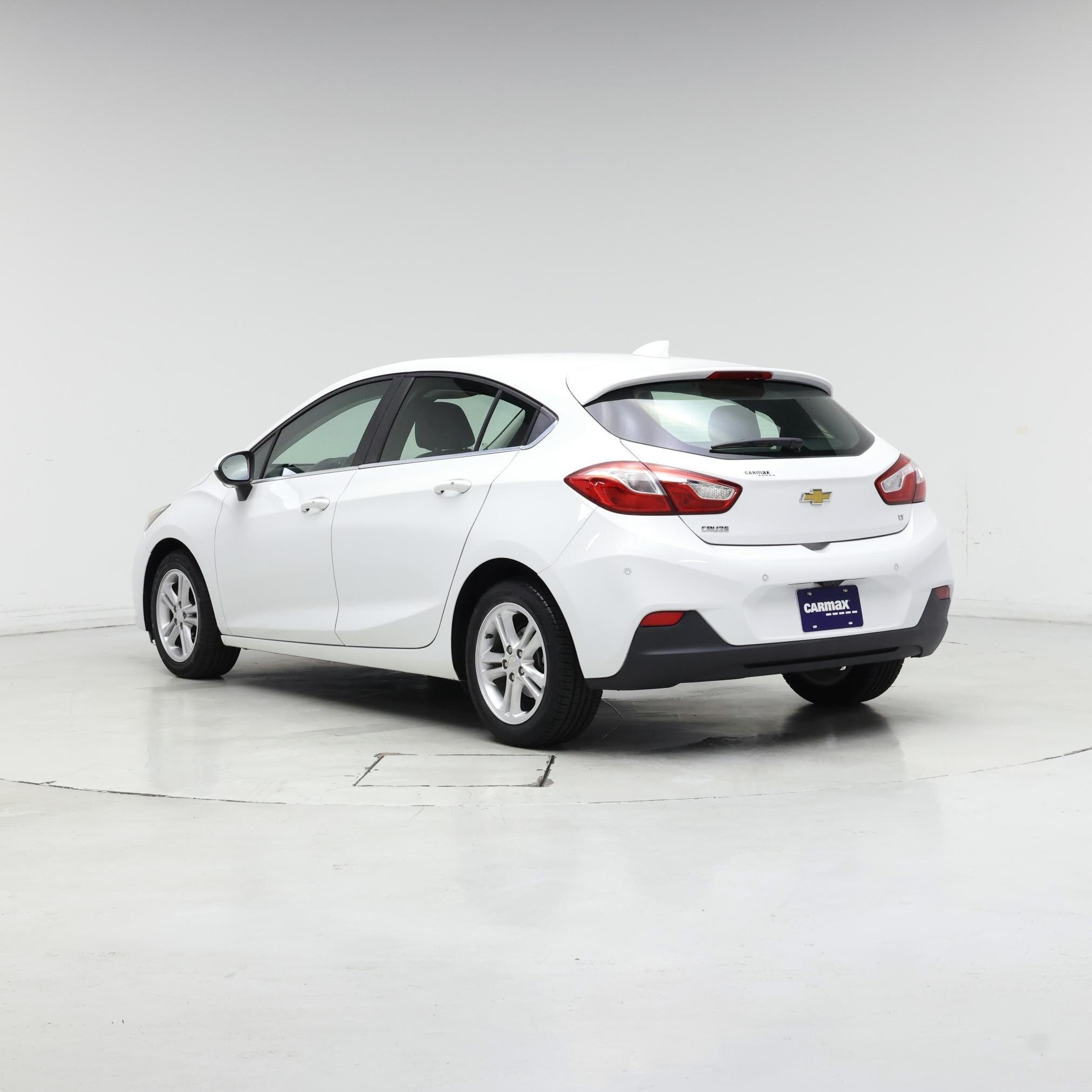 Thumbnail: 2017 Chevrolet Cruze - 2