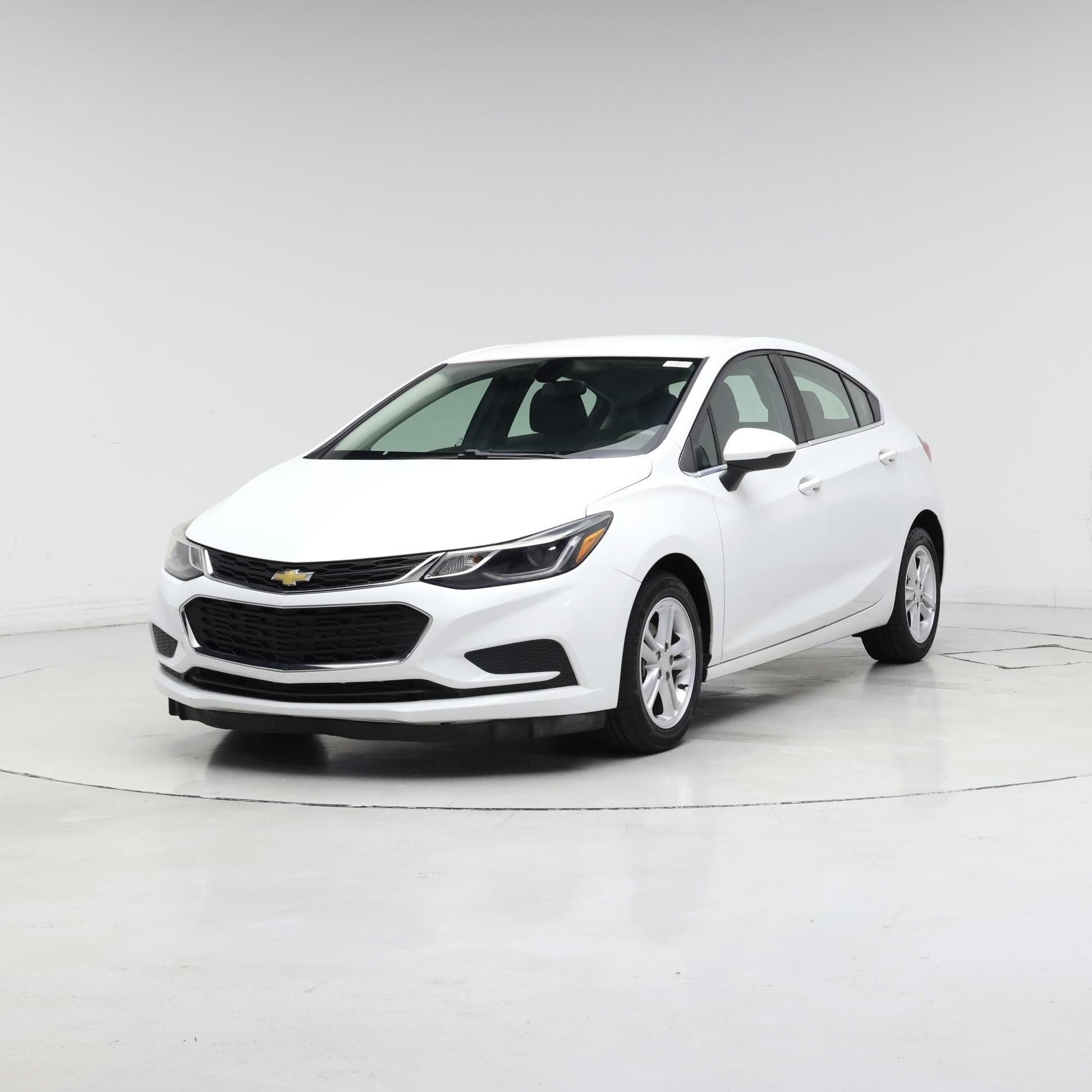 Thumbnail: 2017 Chevrolet Cruze - 4