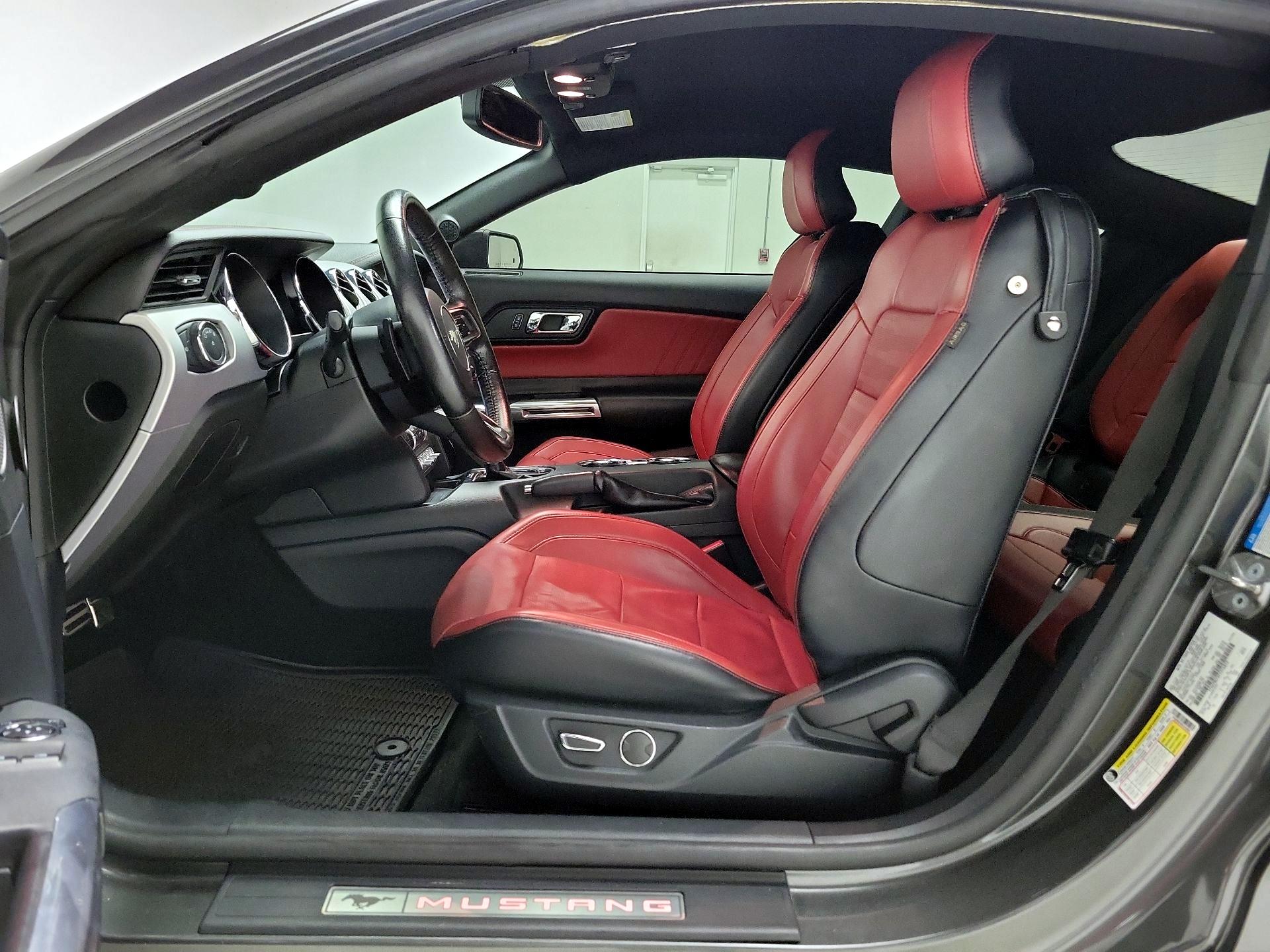 Thumbnail: 2015 Ford Mustang - 11