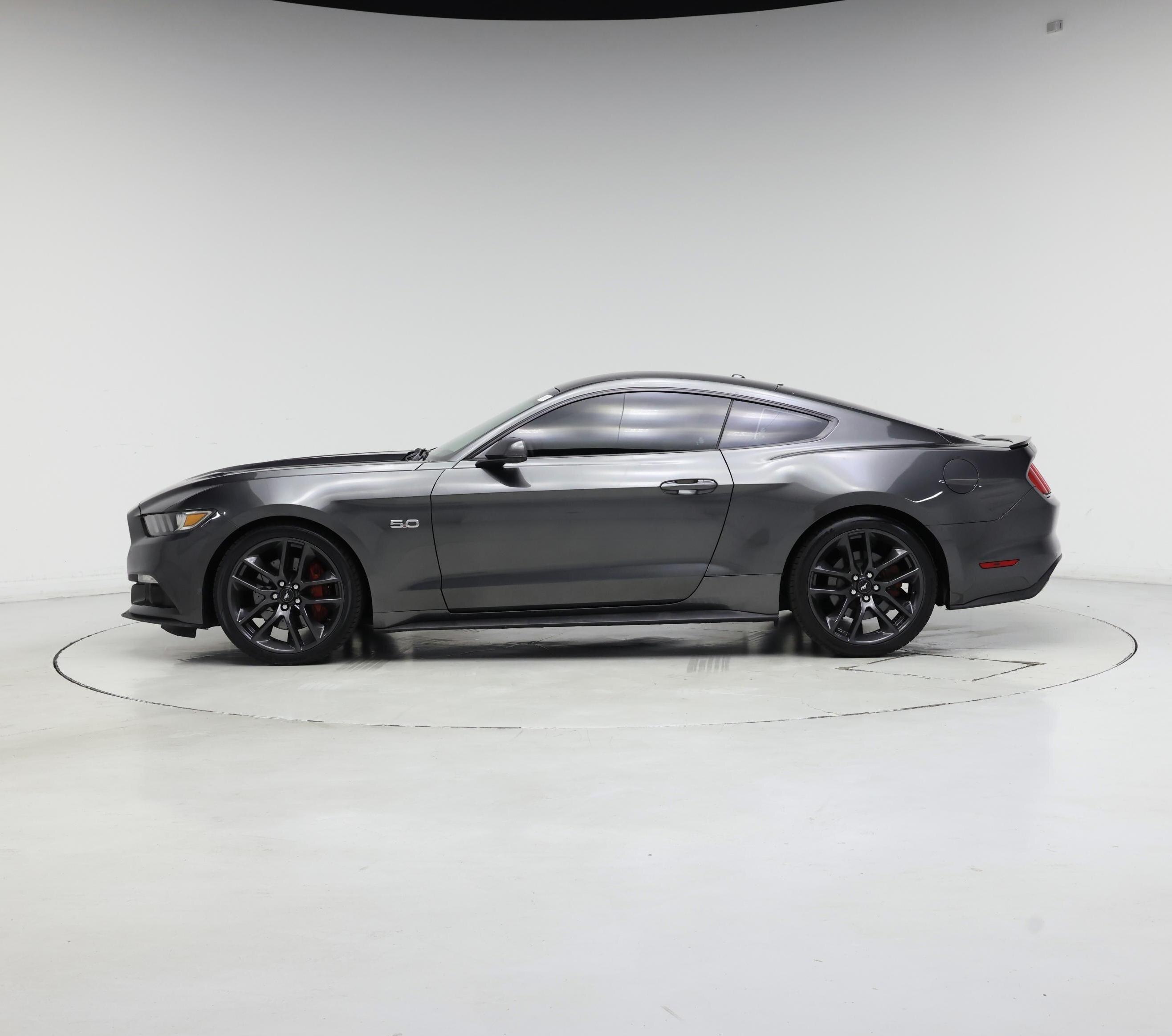 Thumbnail: 2015 Ford Mustang - 3