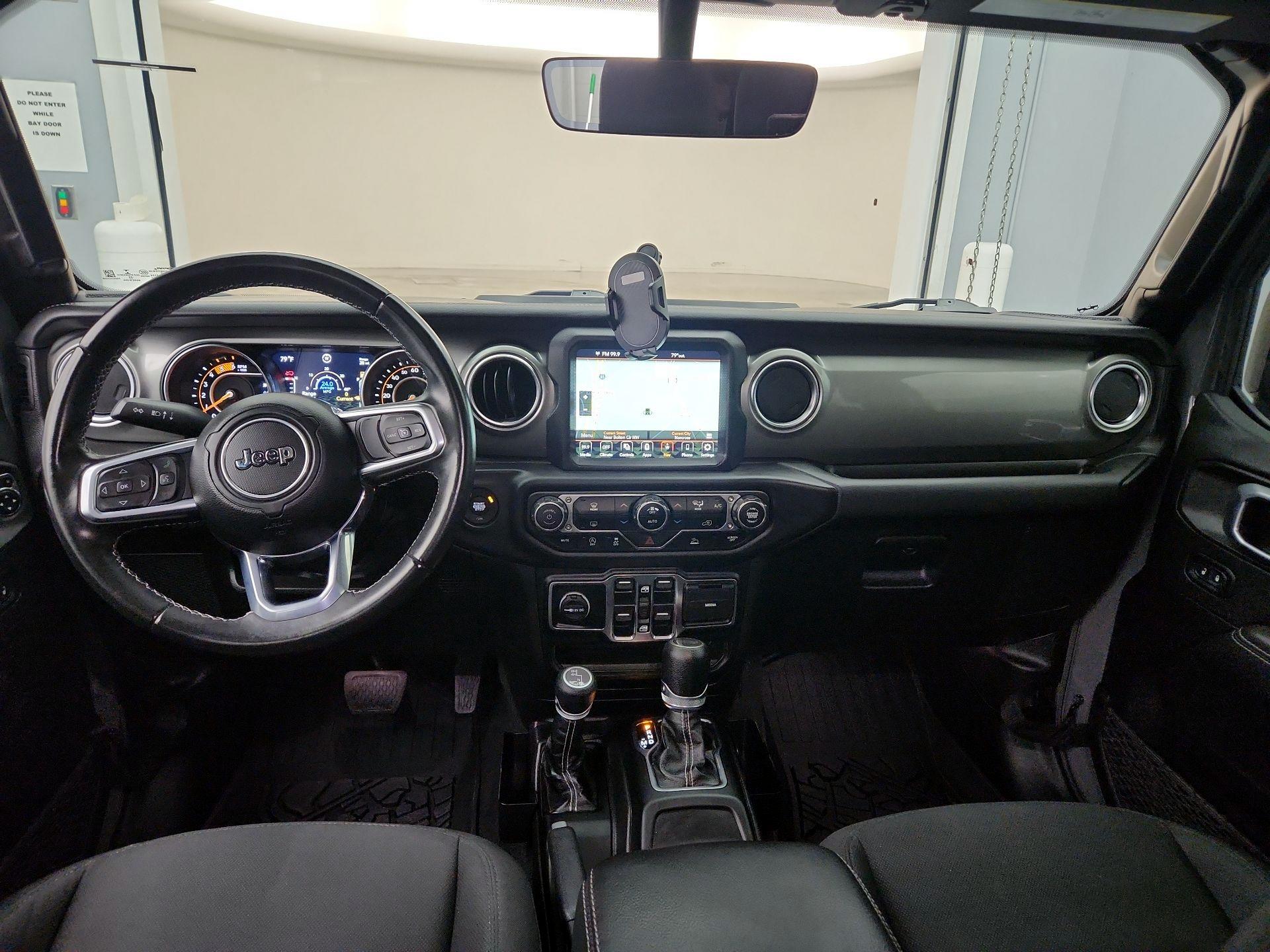 Thumbnail: 2022 Jeep Wrangler - 9