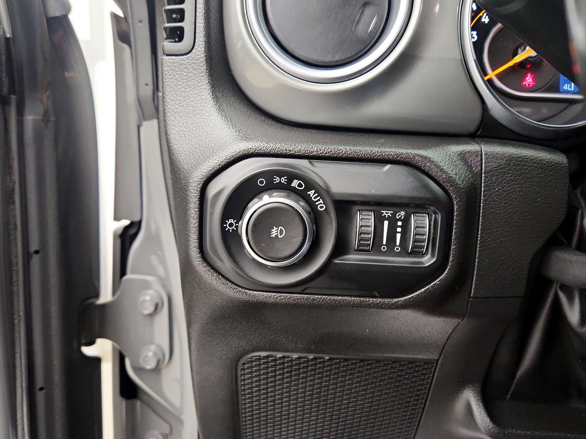 Thumbnail: 2022 Jeep Wrangler - 13