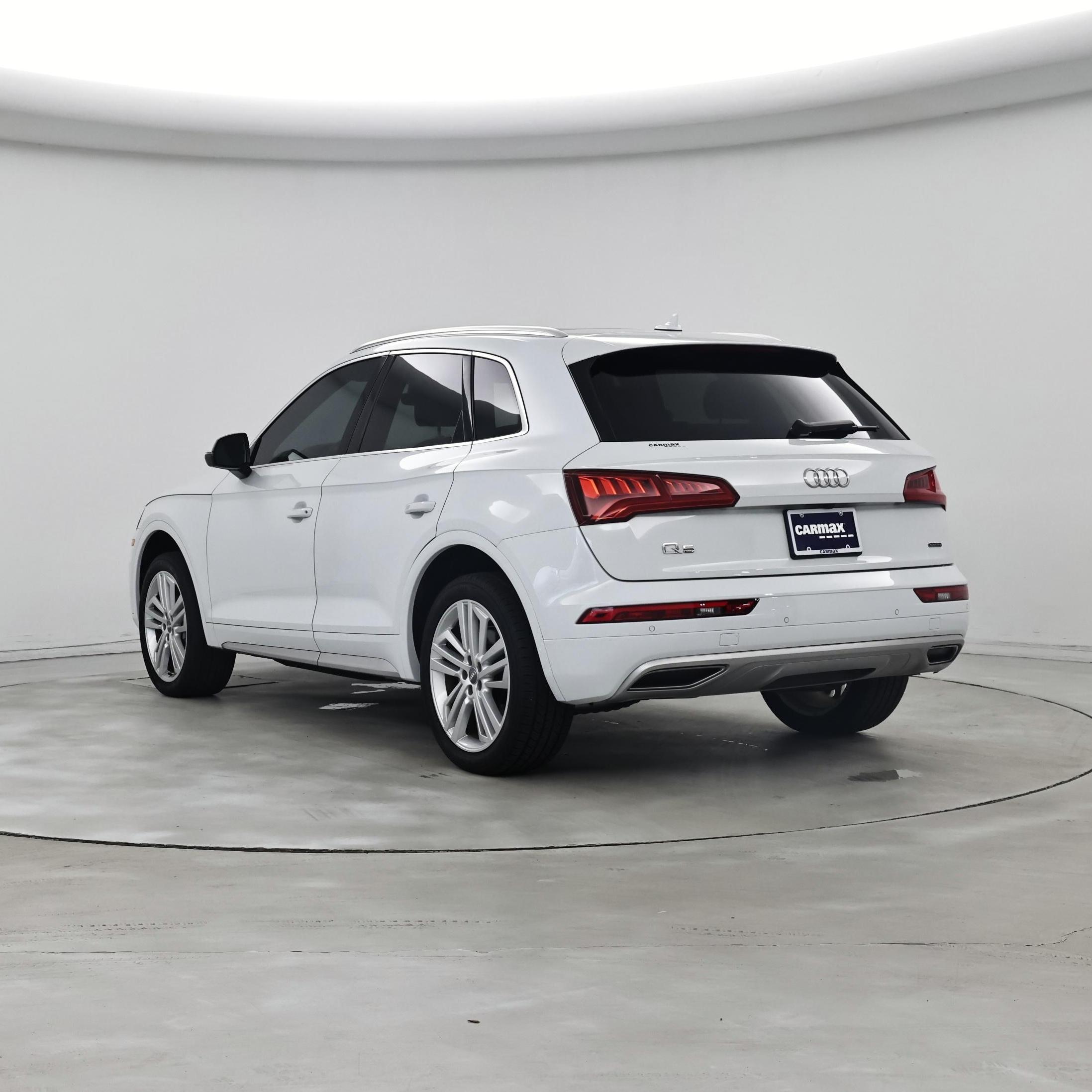 Thumbnail: 2019 Audi Q5 - 2