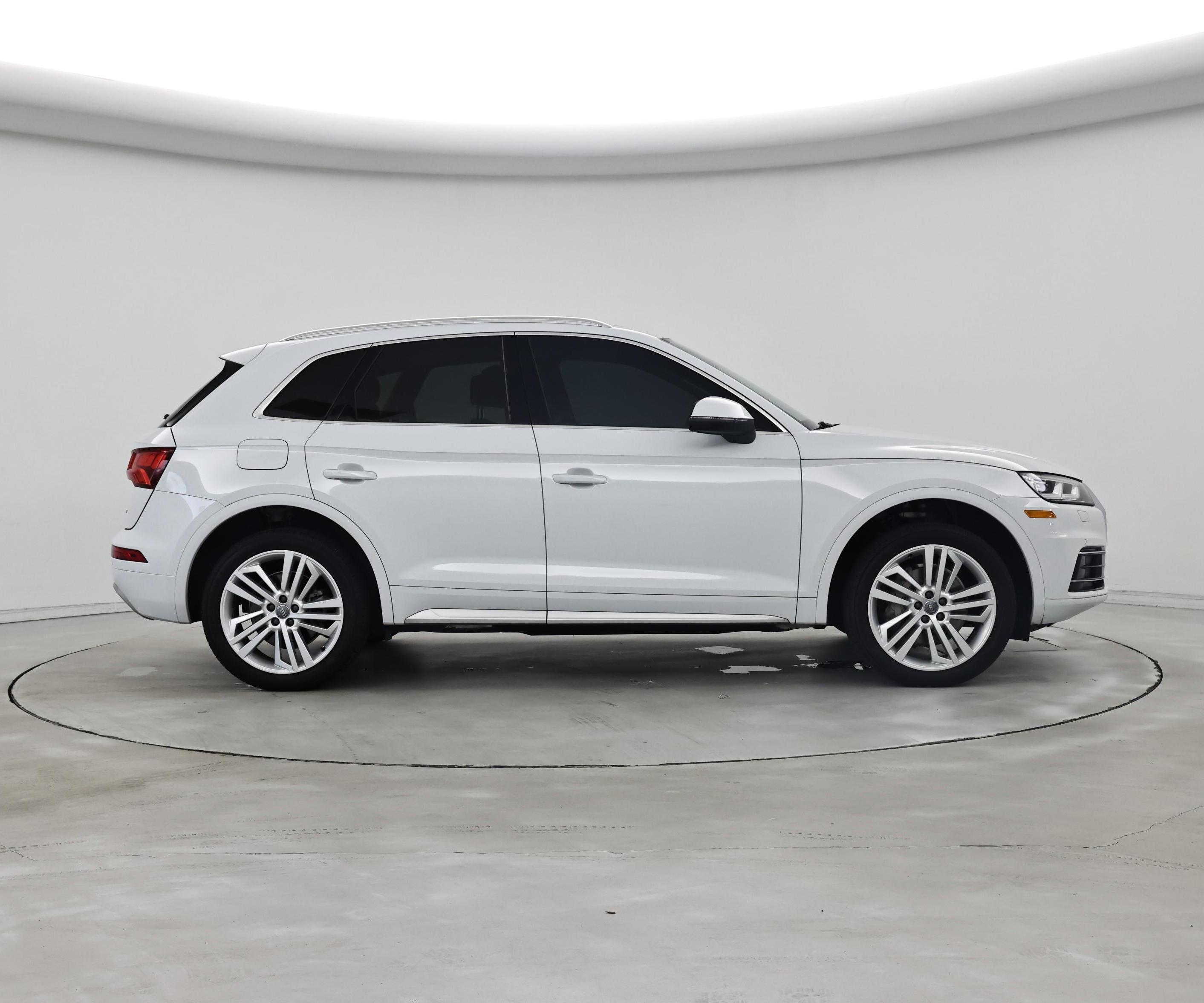 Thumbnail: 2019 Audi Q5 - 7