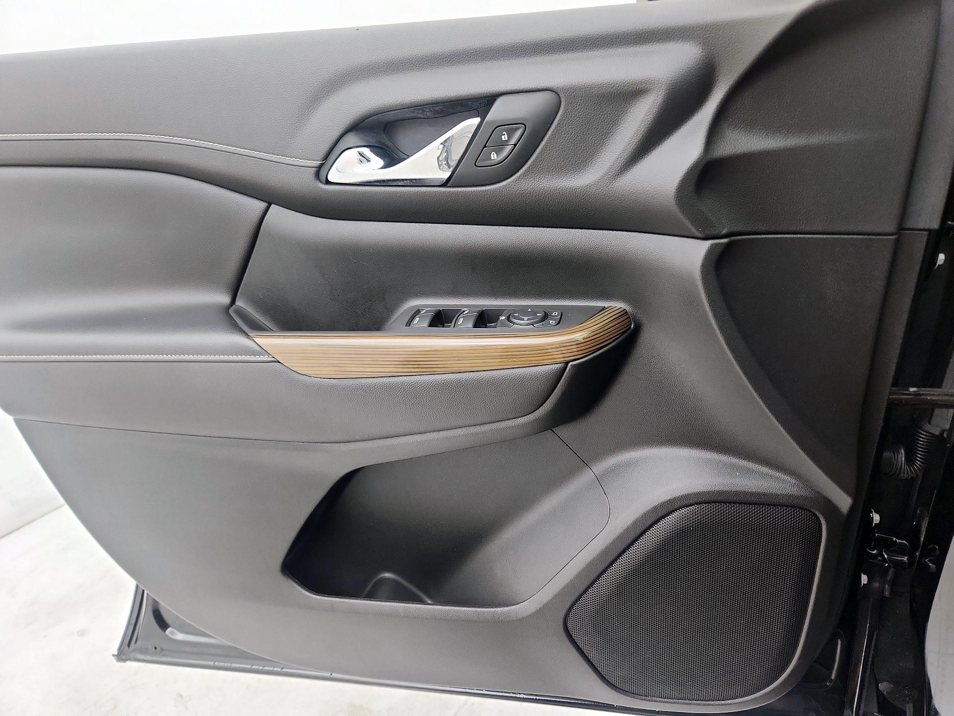Thumbnail: 2020 GMC Acadia - 12